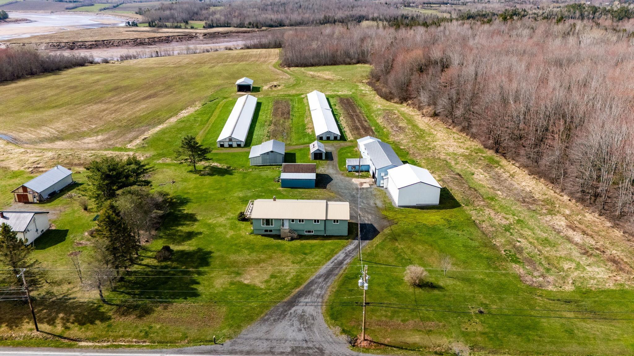 $524,900.00: 2849 Highway 215, Centre Burlington