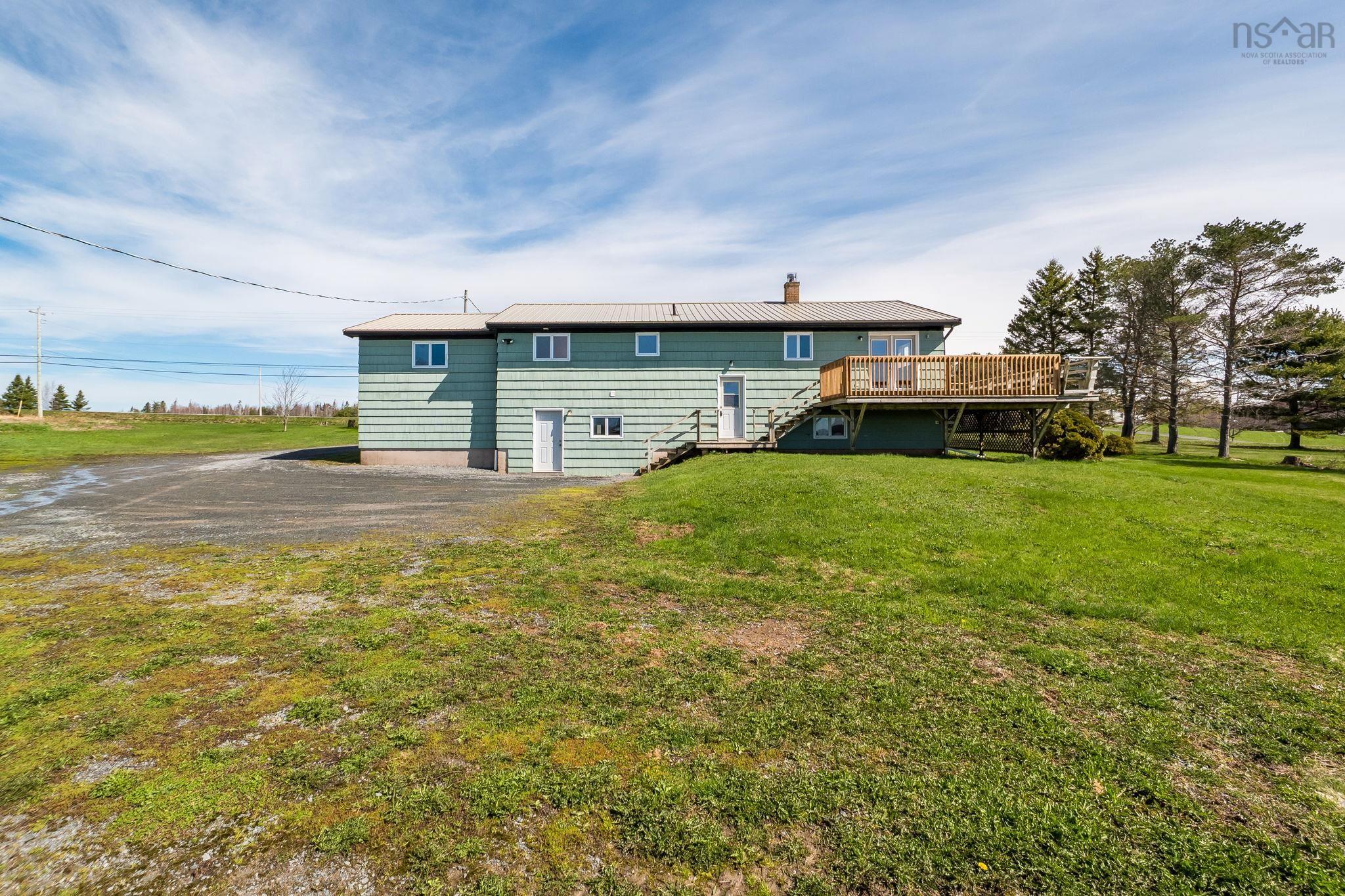 $524,900.00: 2849 Highway 215, Centre Burlington