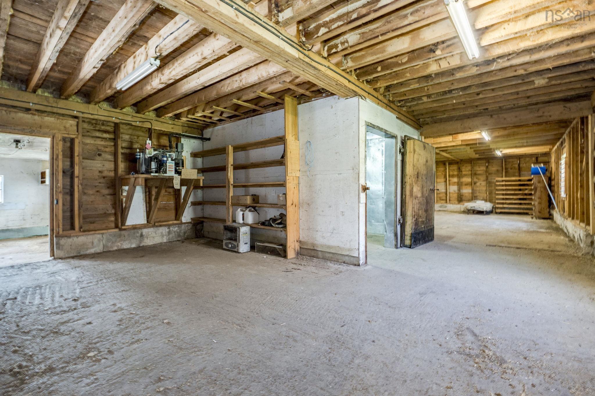 $524,900.00: 2849 Highway 215, Centre Burlington