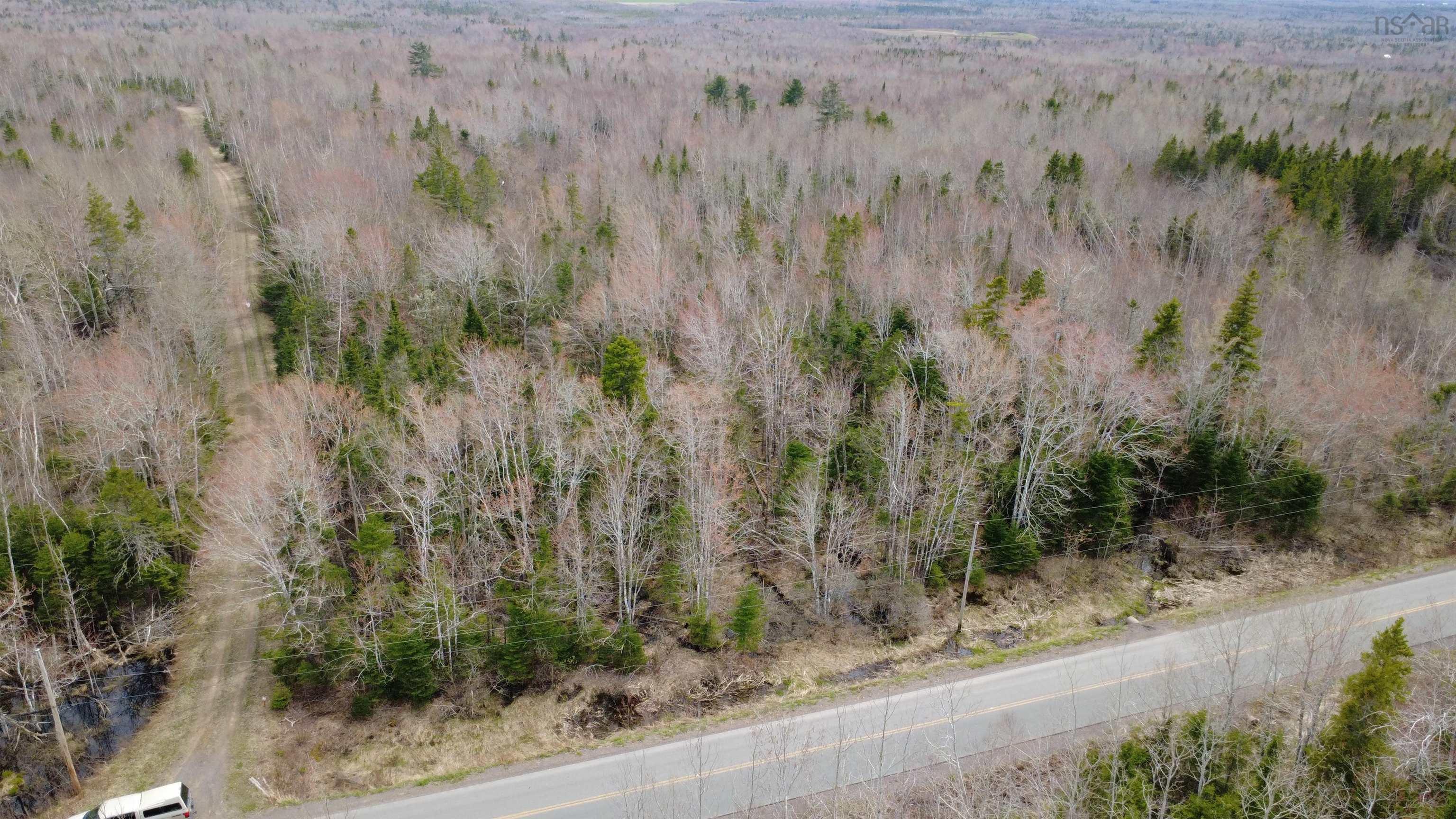 $21,000.00: ~2 Arce Lot Black River Road, Meadowville