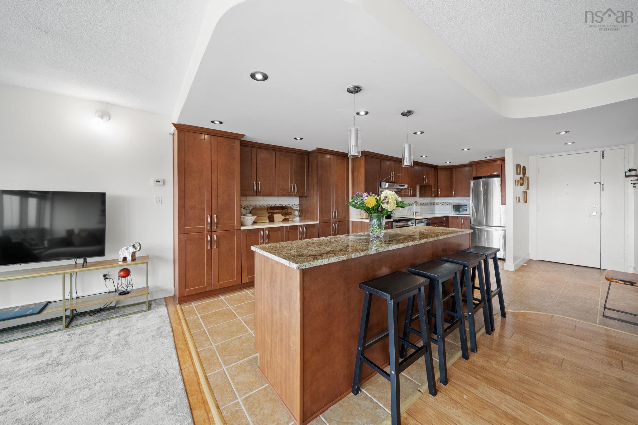 706 6369 Coburg Road, Halifax, NS (MLS 202610012)