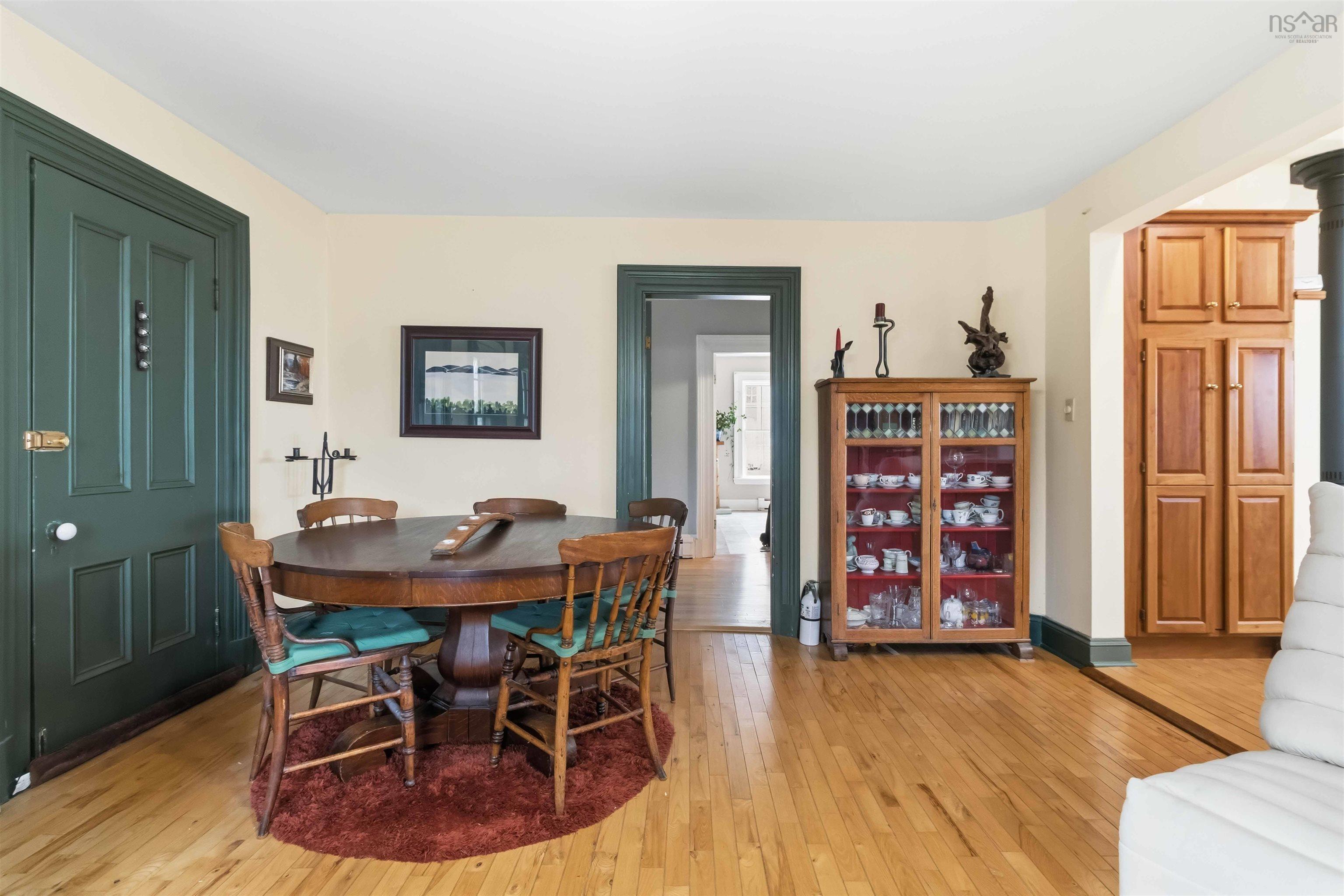 8502 St Margaret's Bay Road, Black Point, NS (MLS 202610013)