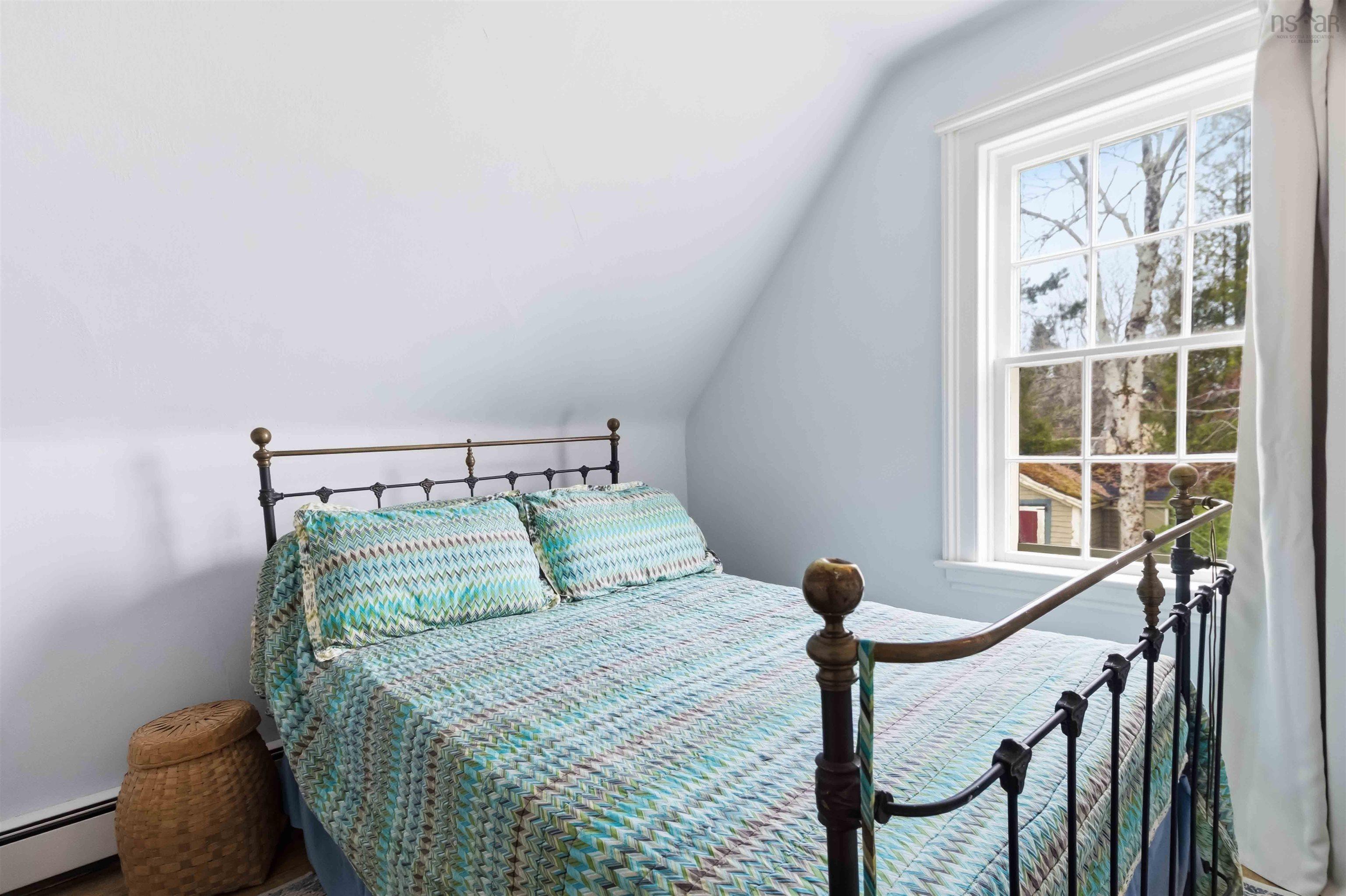 8502 St Margaret's Bay Road, Black Point, NS (MLS 202610013)