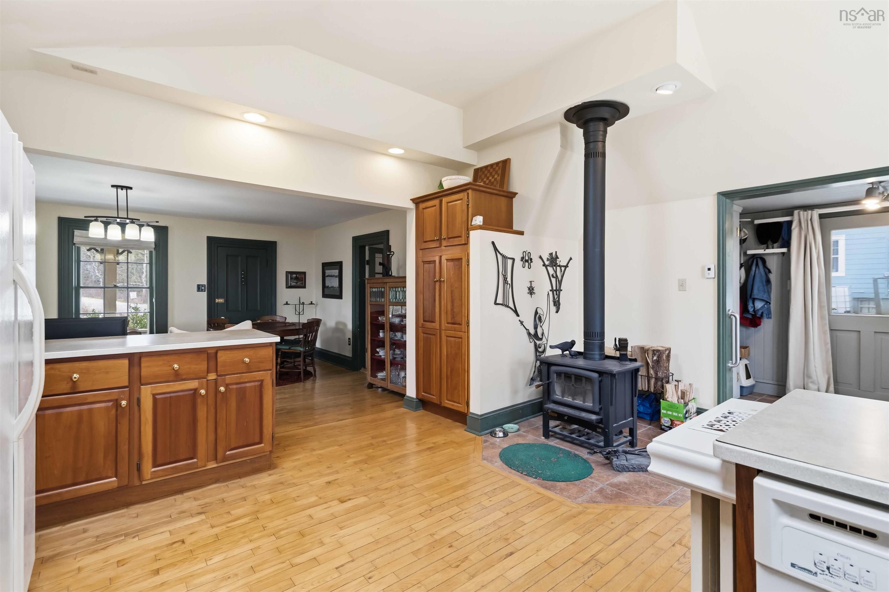 8502 St Margaret's Bay Road, Black Point, NS (MLS 202610013)
