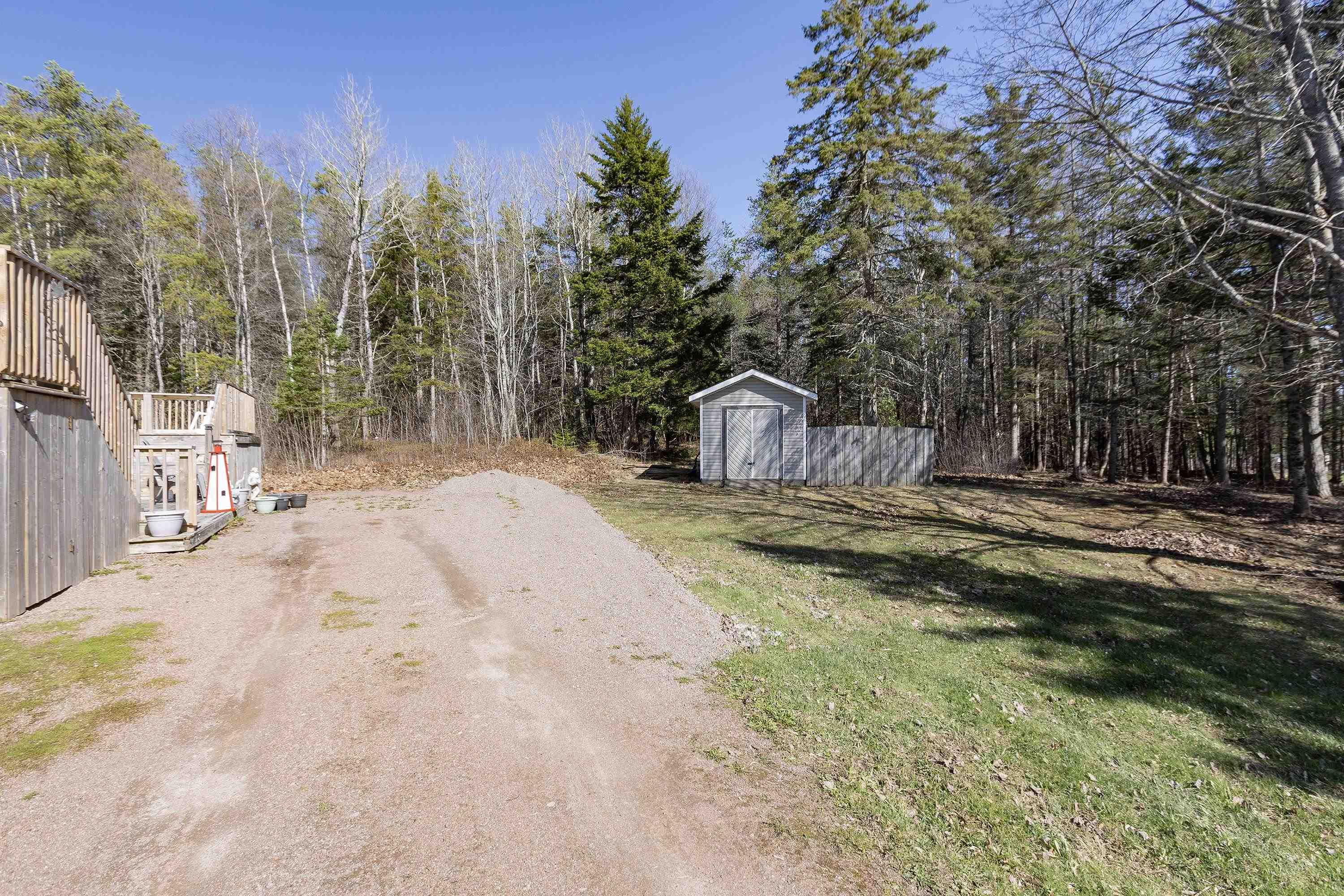 $469,900.00: 18372 Highway 2, Fenwick