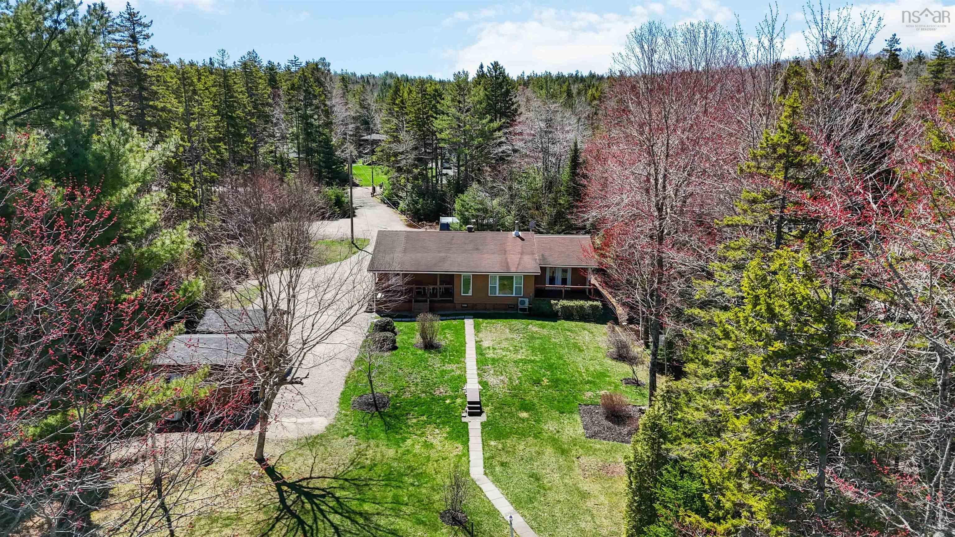 $549,900.00: 198 Spruce Drive, Barss Corner