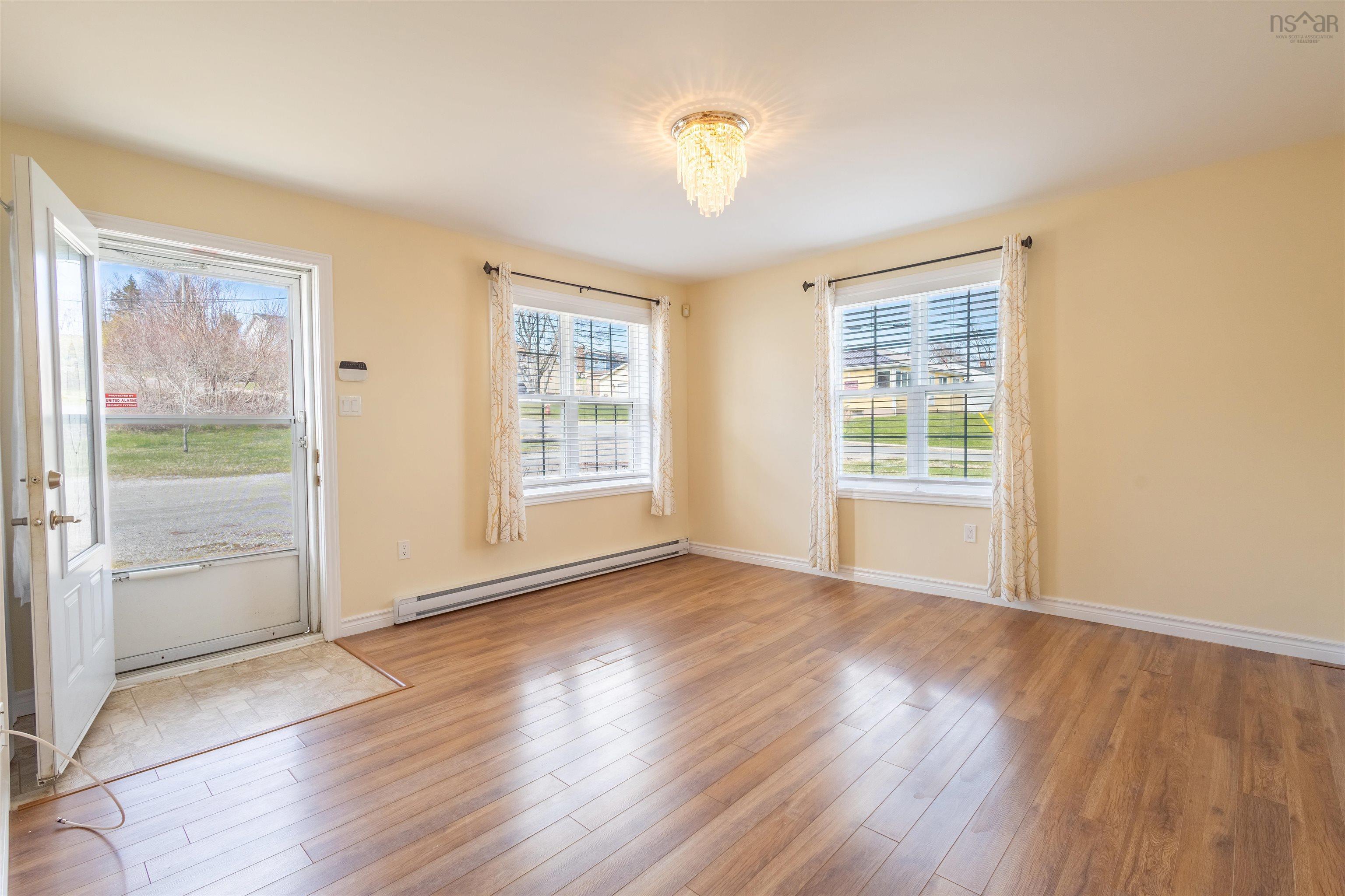 $2,100,000.00: 3 Mosher Lane, Upper North Sydney