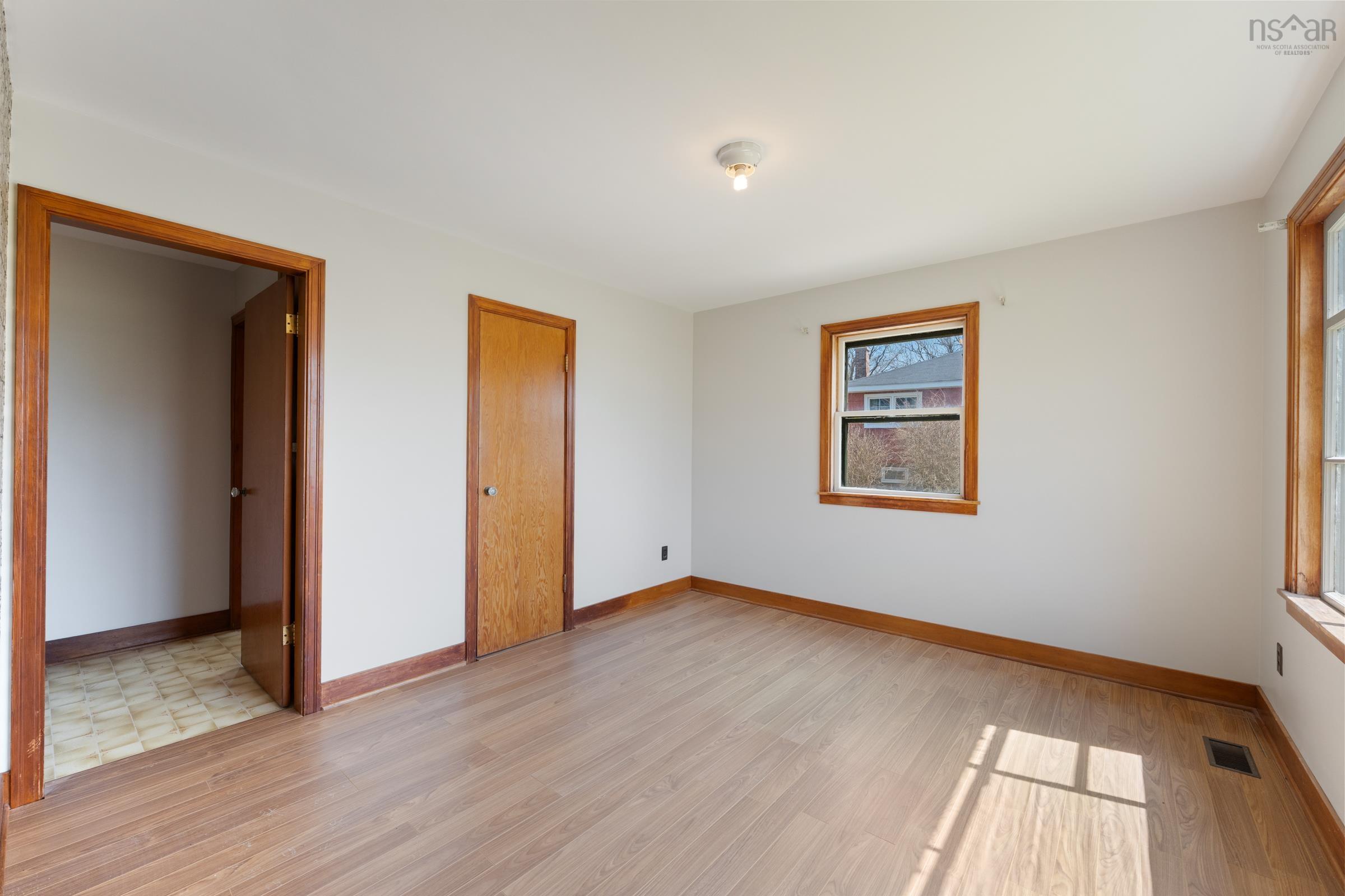 $215,000.00: 6000 Highway 1, Mavillette