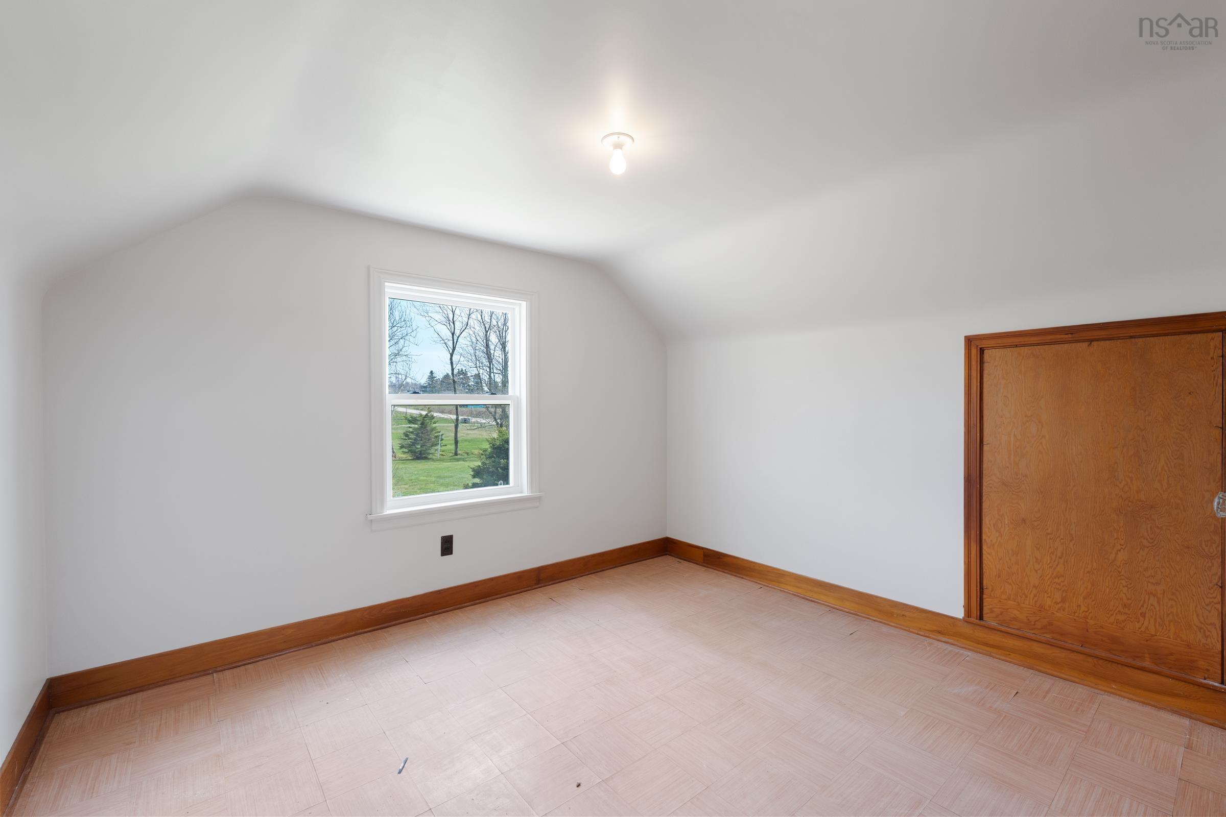 $215,000.00: 6000 Highway 1, Mavillette