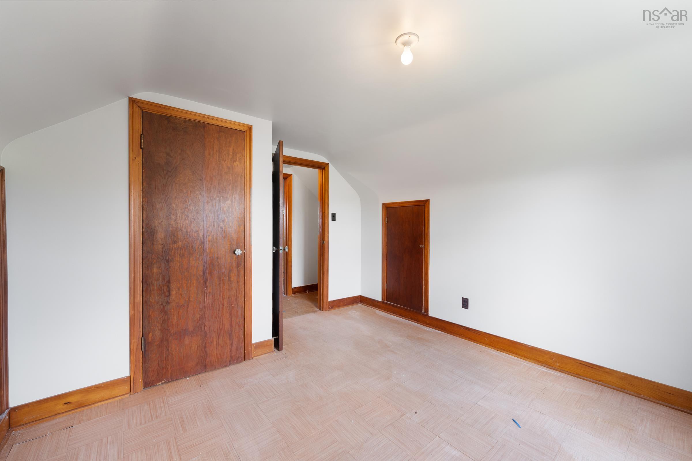 $215,000.00: 6000 Highway 1, Mavillette
