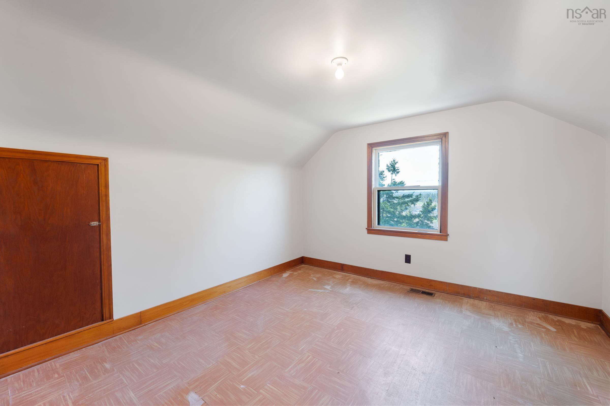 $215,000.00: 6000 Highway 1, Mavillette