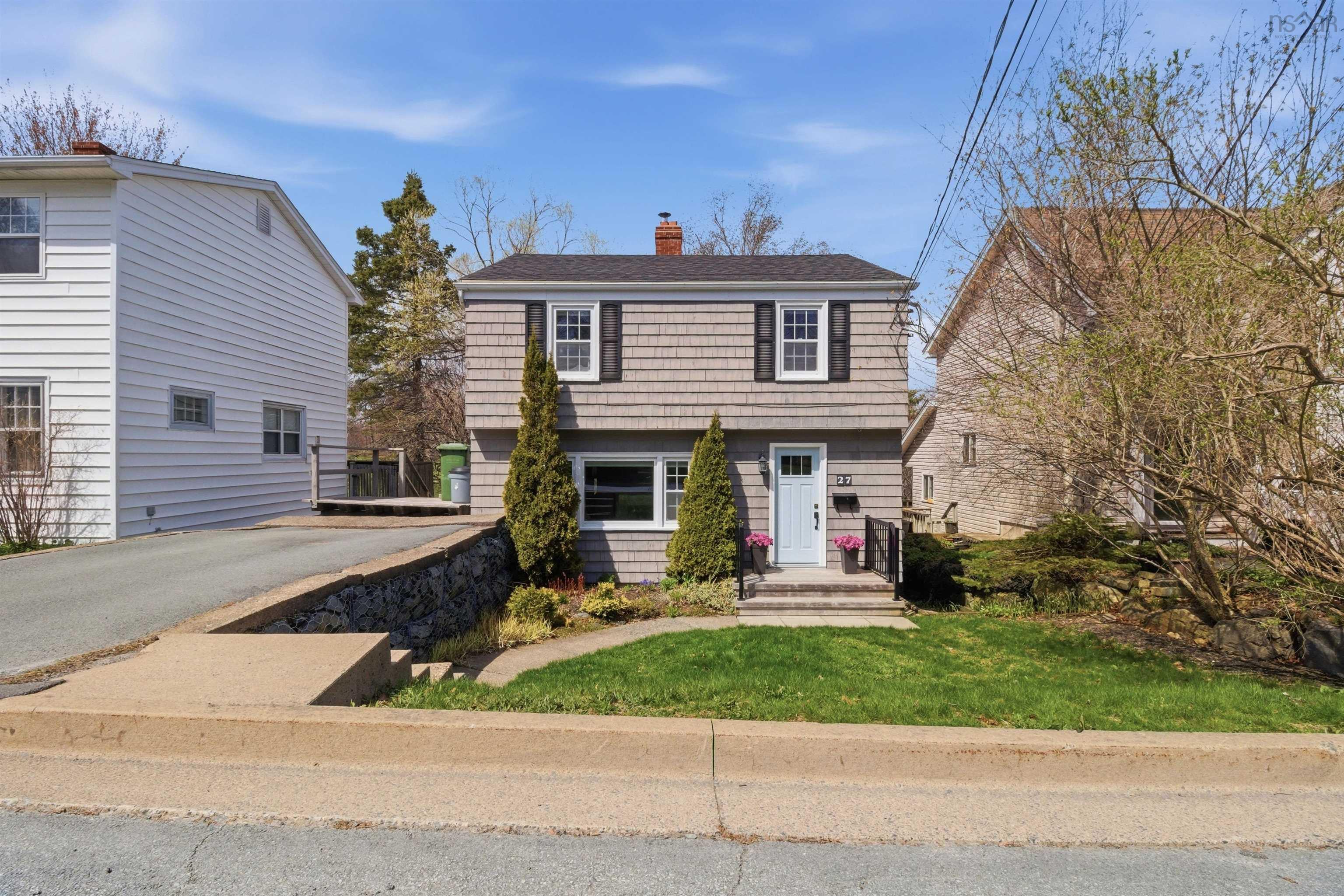 27 Springvale Avenue, Halifax, NS (MLS® 202610054) | Halifax Real Estate | RE/MAX Halifax