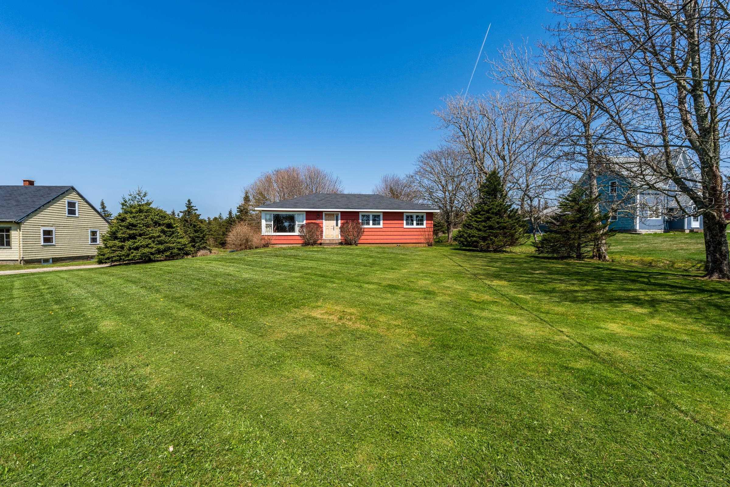 $279,000.00: 5996 Highway 1, Mavillette