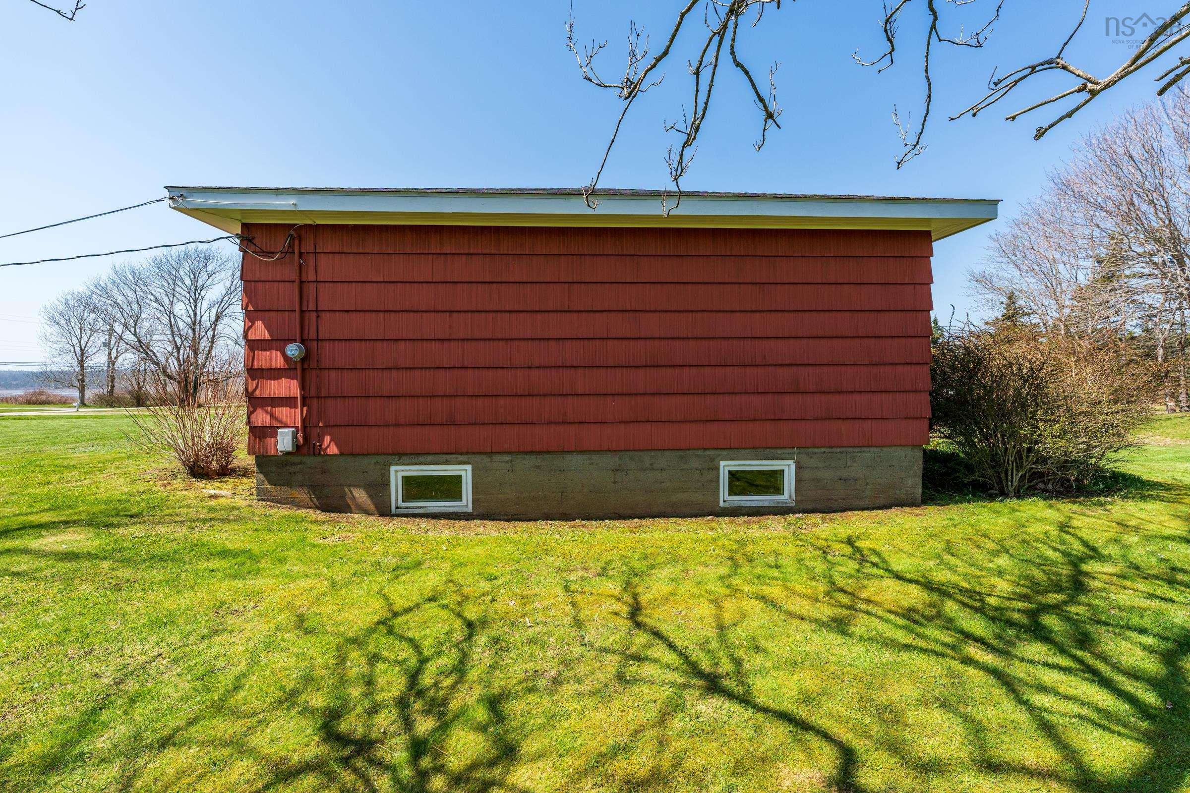 $279,000.00: 5996 Highway 1, Mavillette