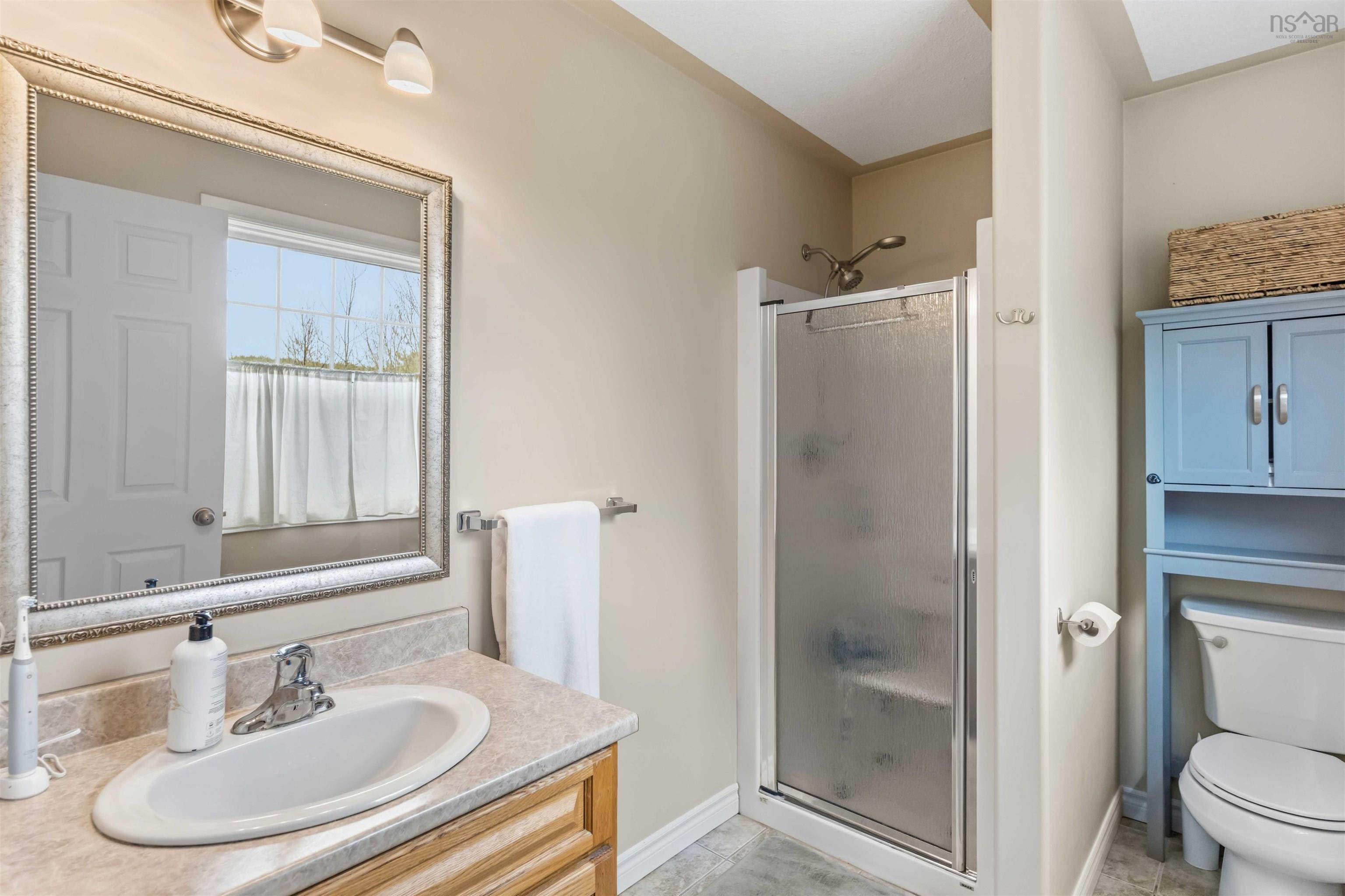 $535,000.00: 1841 Acadia Drive, Kingston