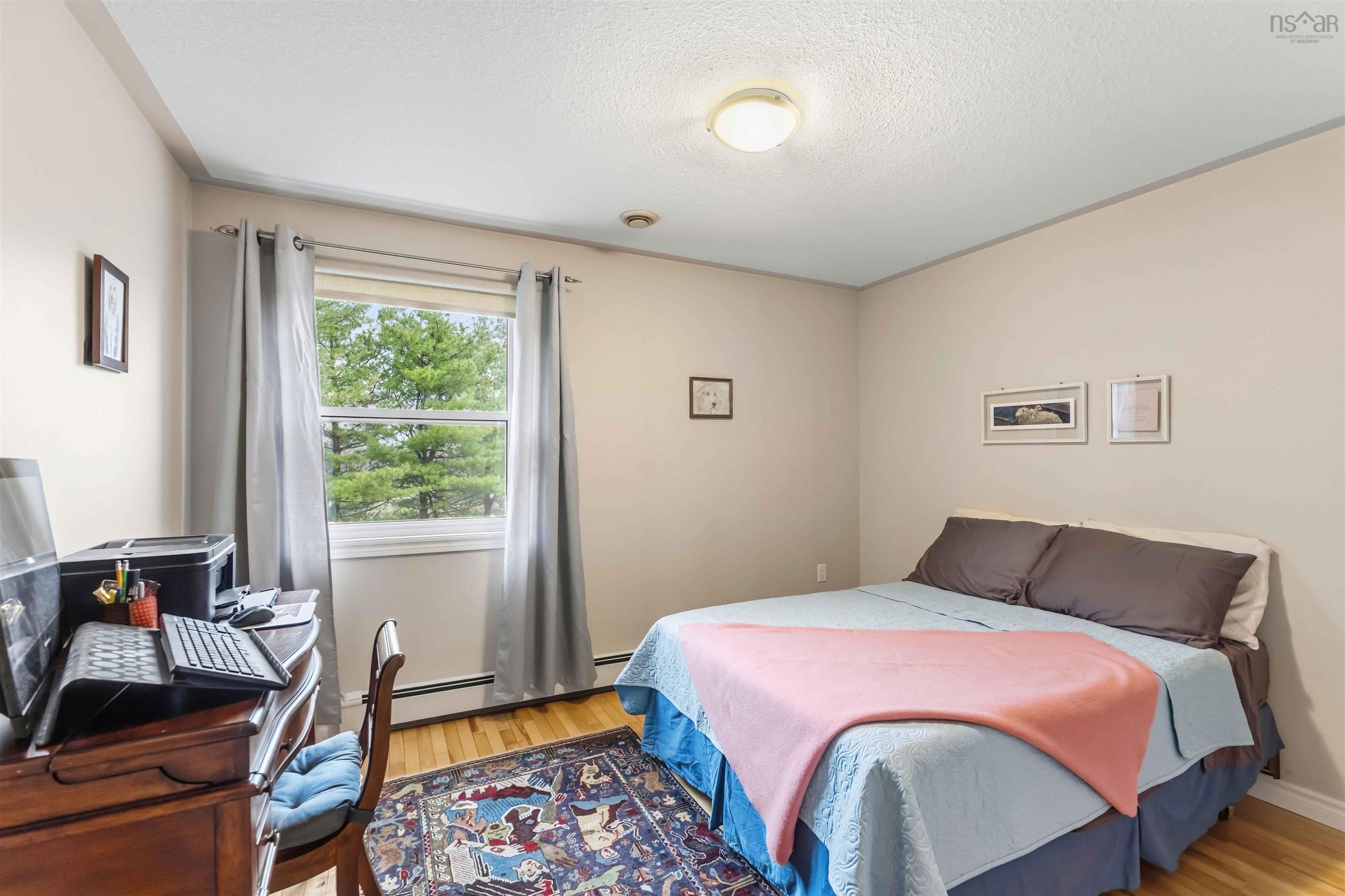 $535,000.00: 1841 Acadia Drive, Kingston