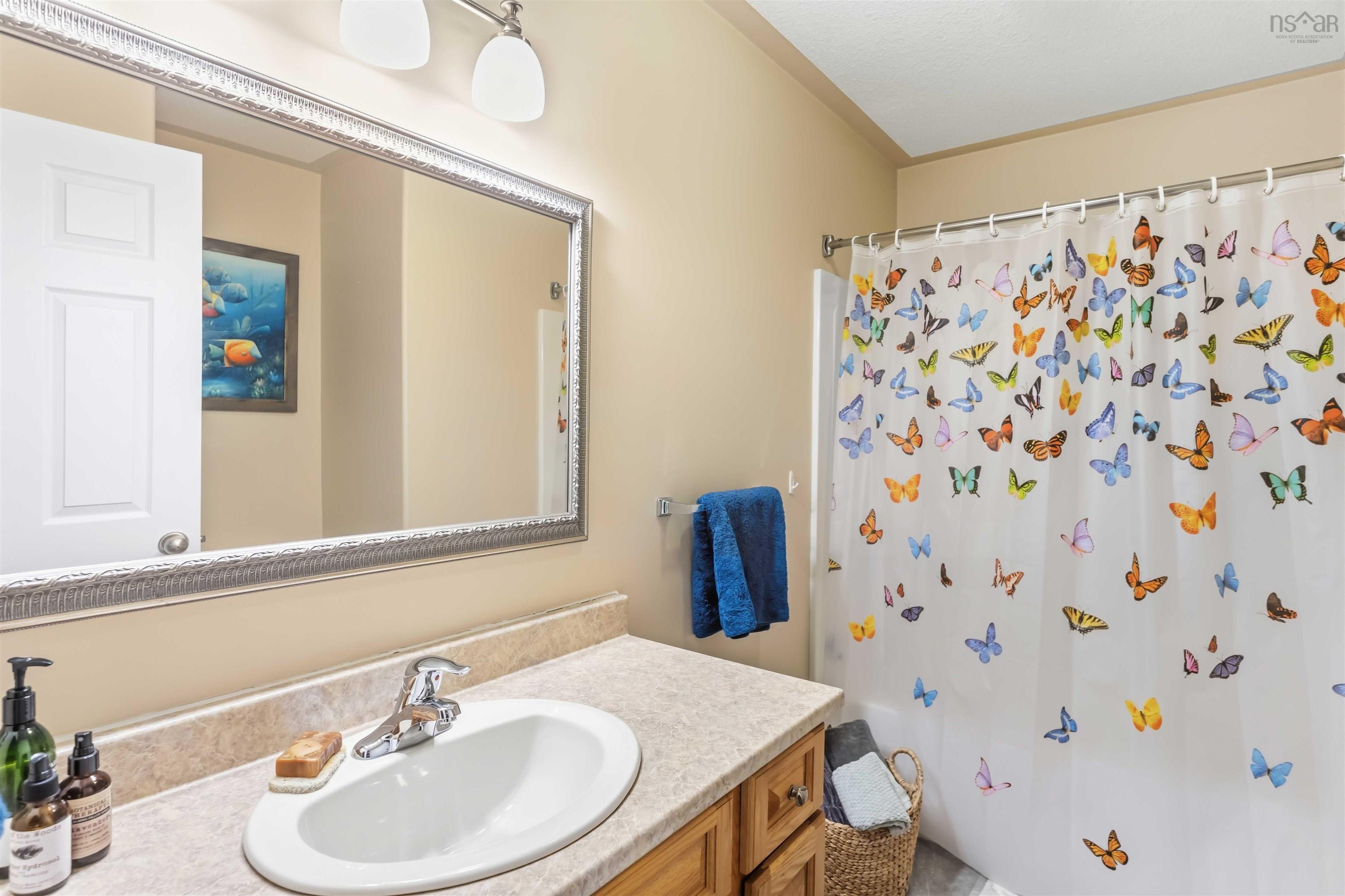 $535,000.00: 1841 Acadia Drive, Kingston