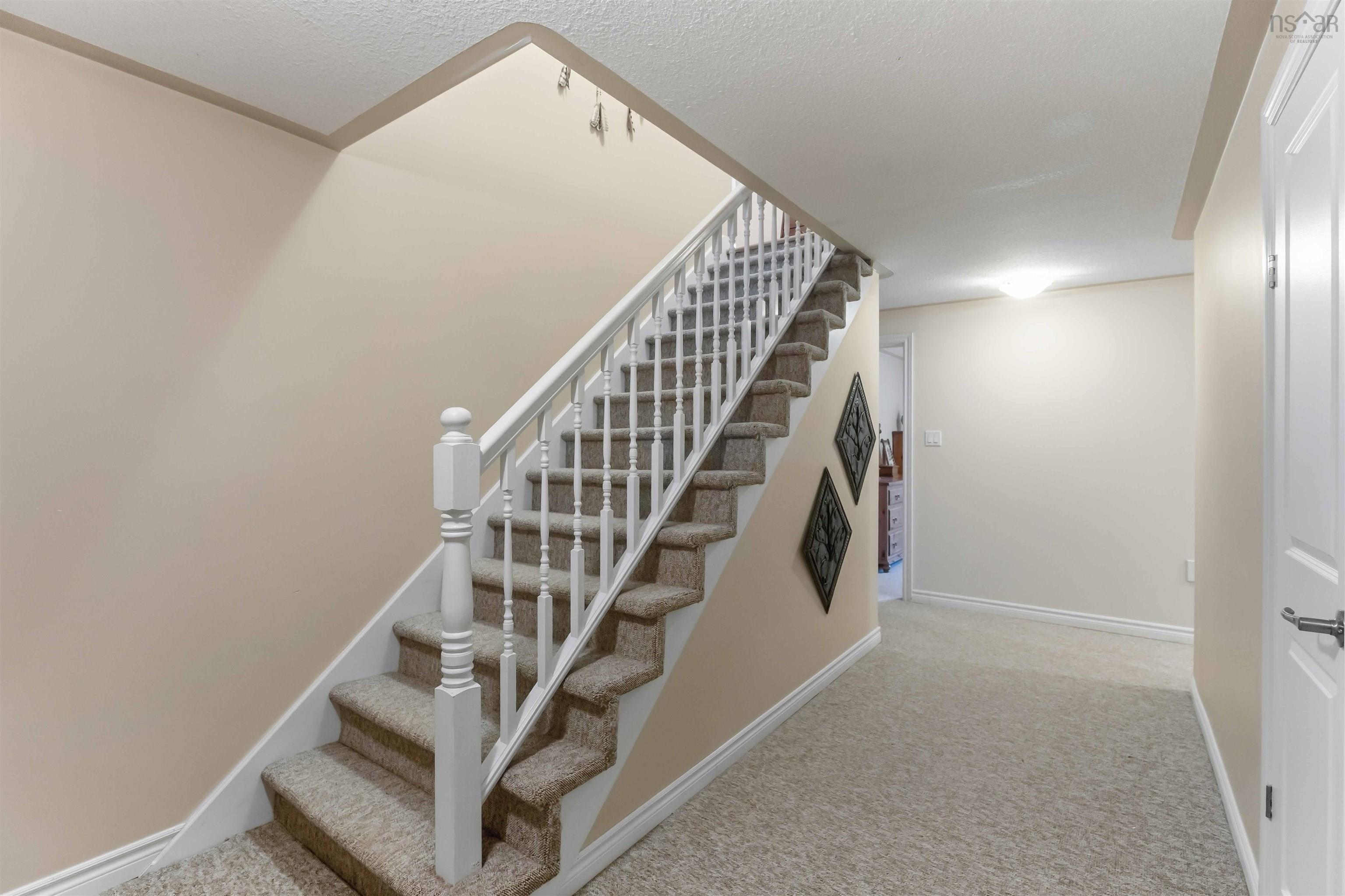 $535,000.00: 1841 Acadia Drive, Kingston