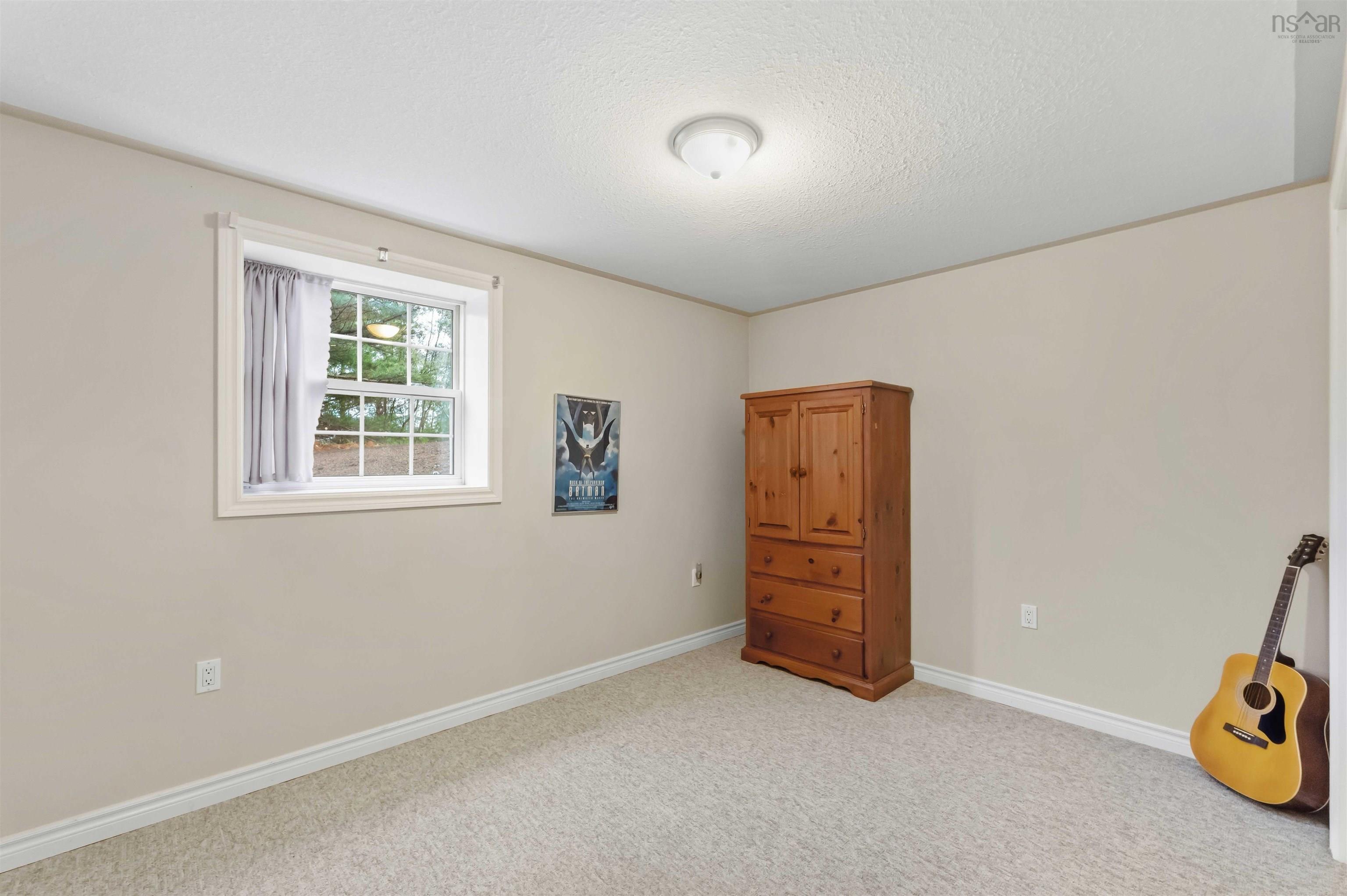 $535,000.00: 1841 Acadia Drive, Kingston