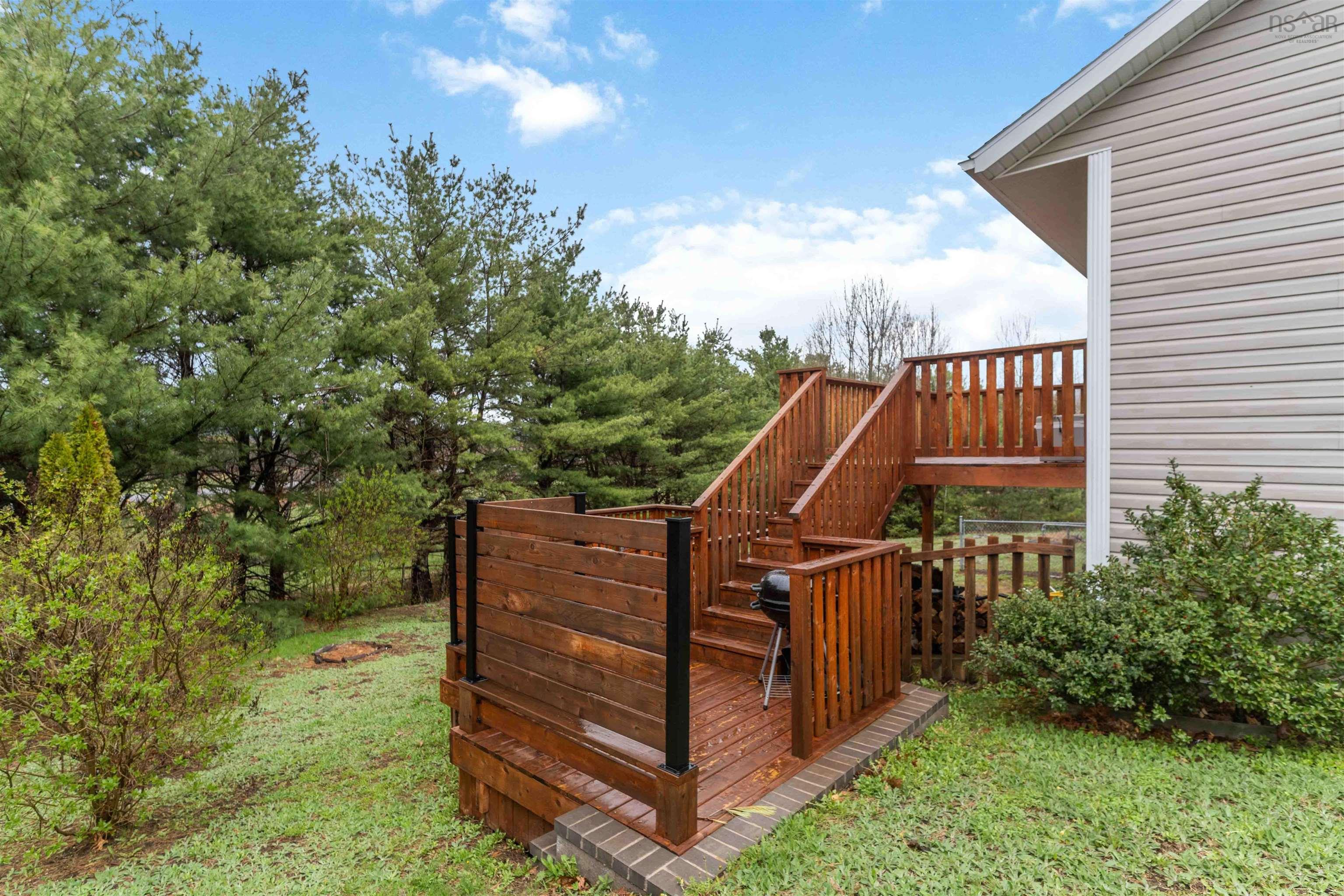 $535,000.00: 1841 Acadia Drive, Kingston