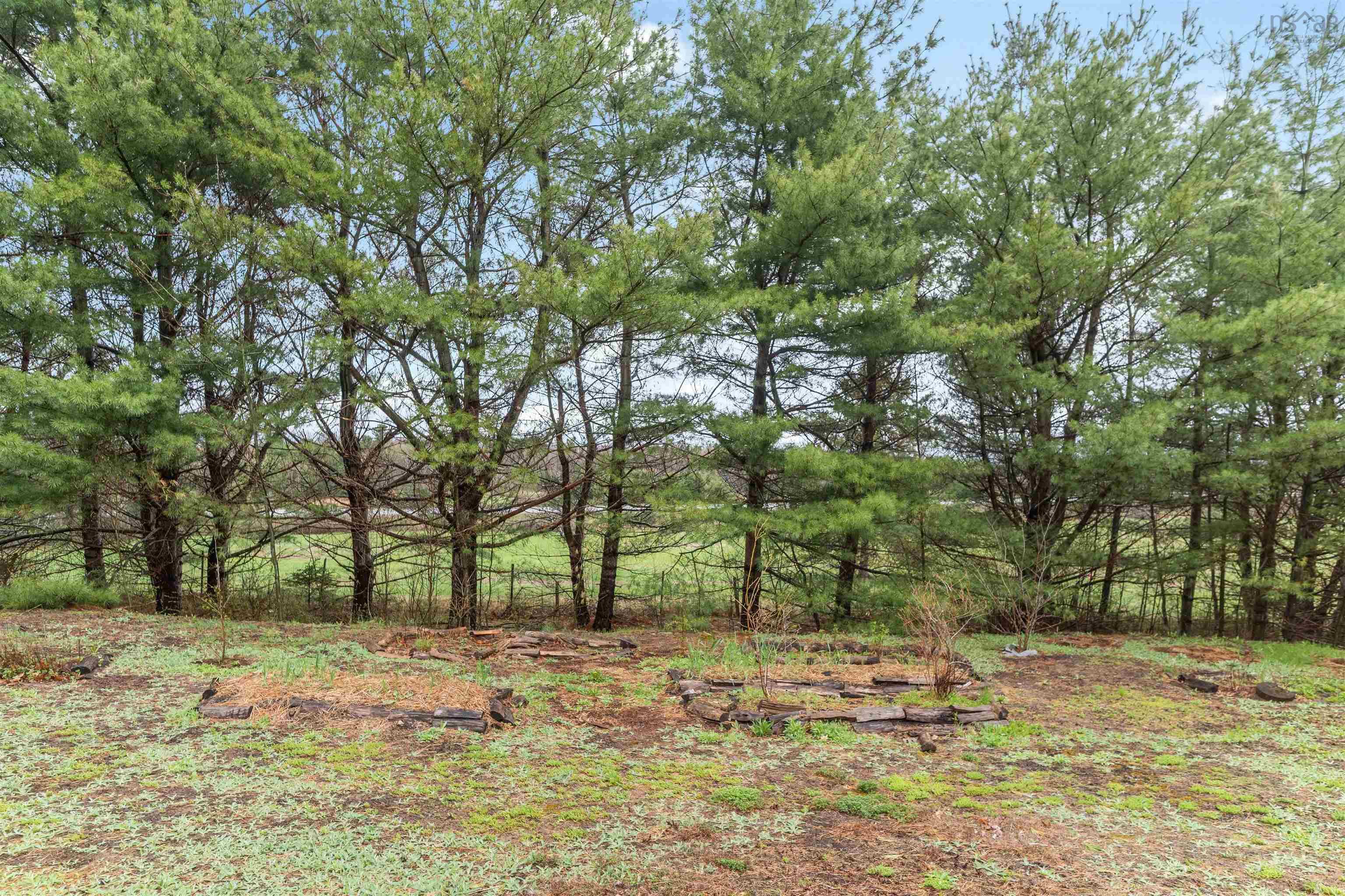 $535,000.00: 1841 Acadia Drive, Kingston