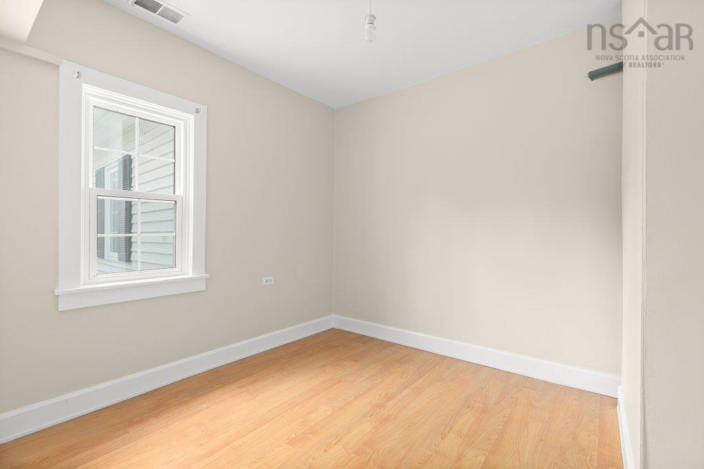 8 Emmerson Street, Bedford, NS (MLS 202610075)