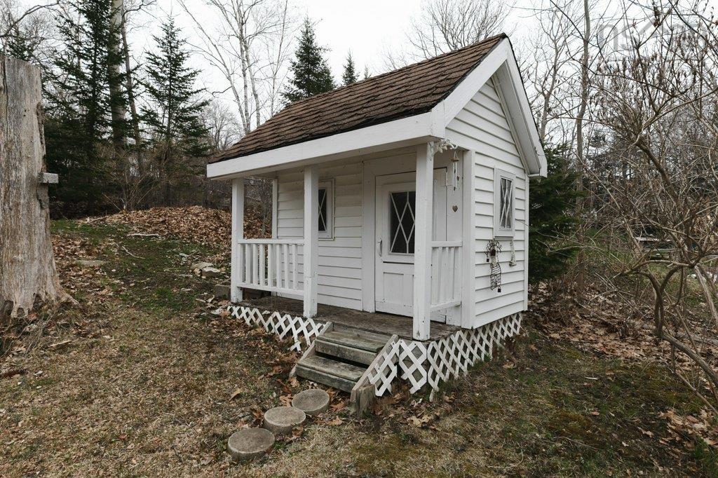 8 Emmerson Street, Bedford, NS (MLS 202610075)