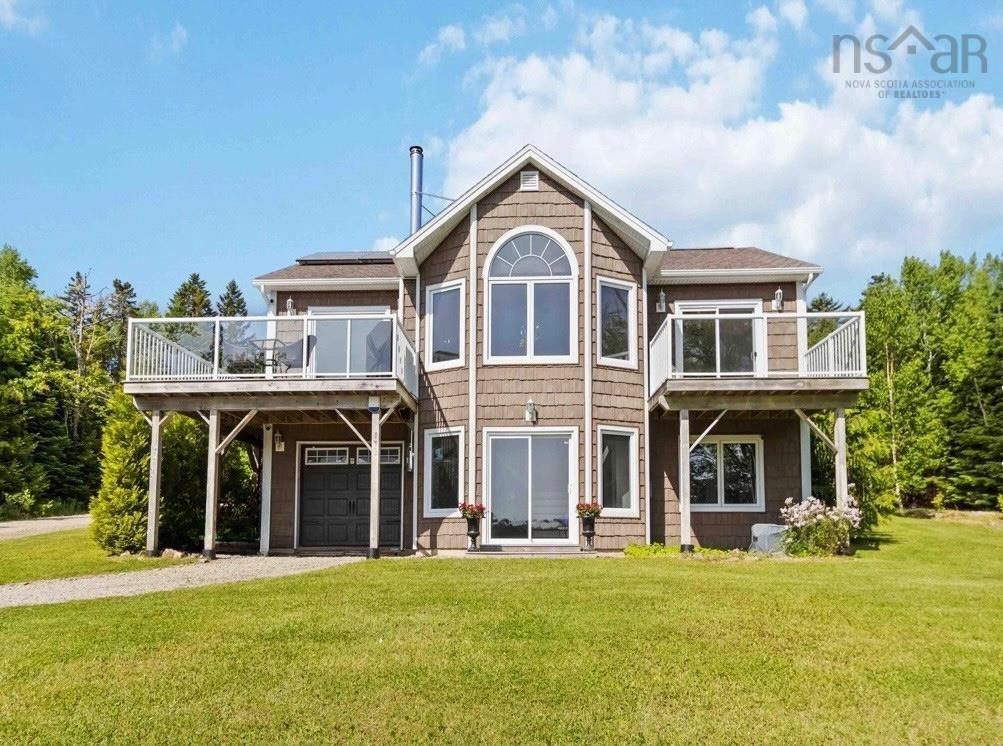 $749,000.00: 110 Oakridge Road, Mill Road
