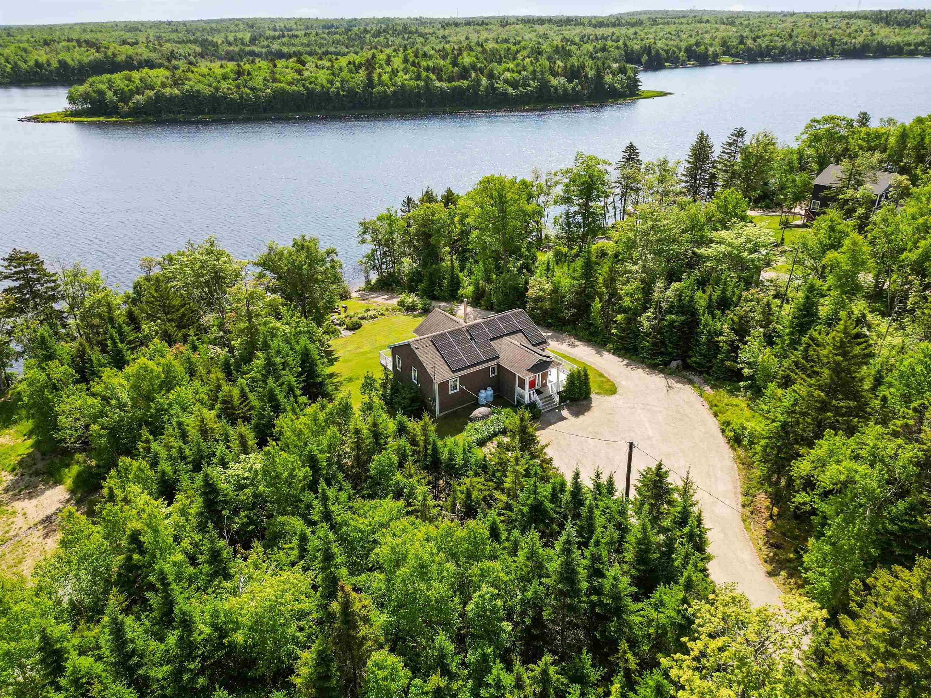 $749,000.00: 110 Oakridge Road, Mill Road