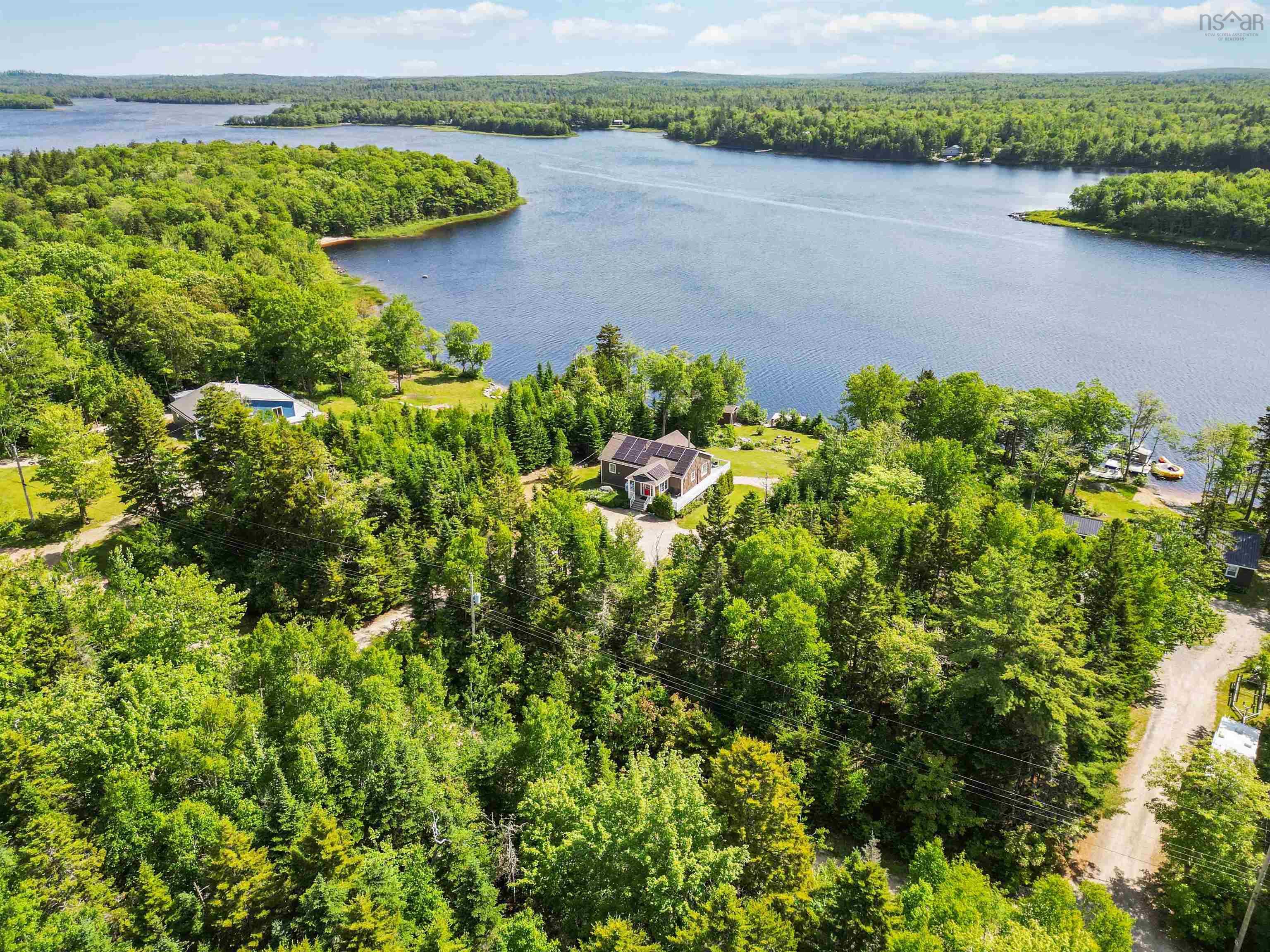 $749,000.00: 110 Oakridge Road, Mill Road