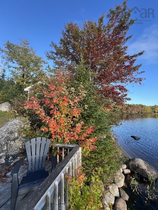 $749,000.00: 110 Oakridge Road, Mill Road