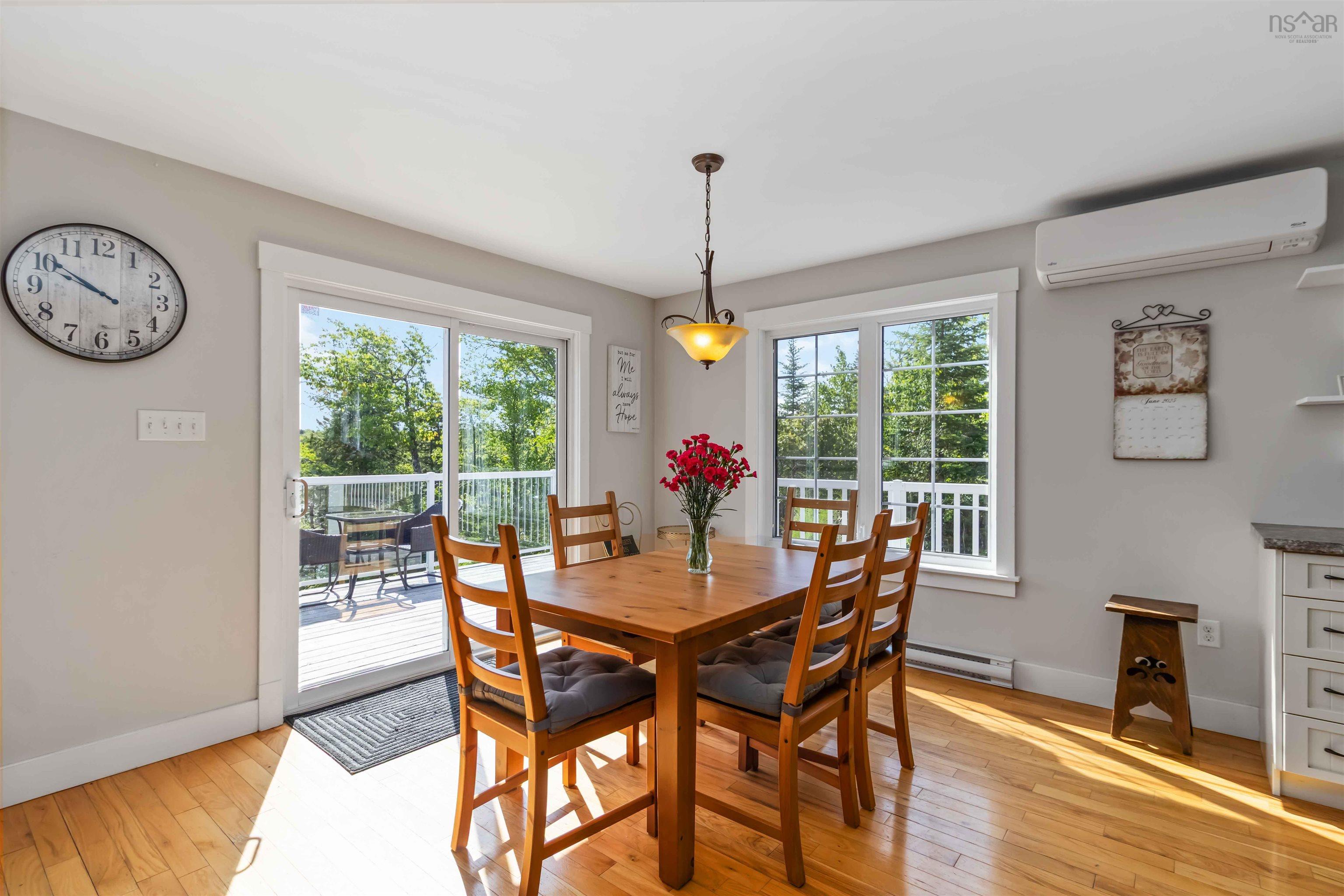 $749,000.00: 110 Oakridge Road, Mill Road
