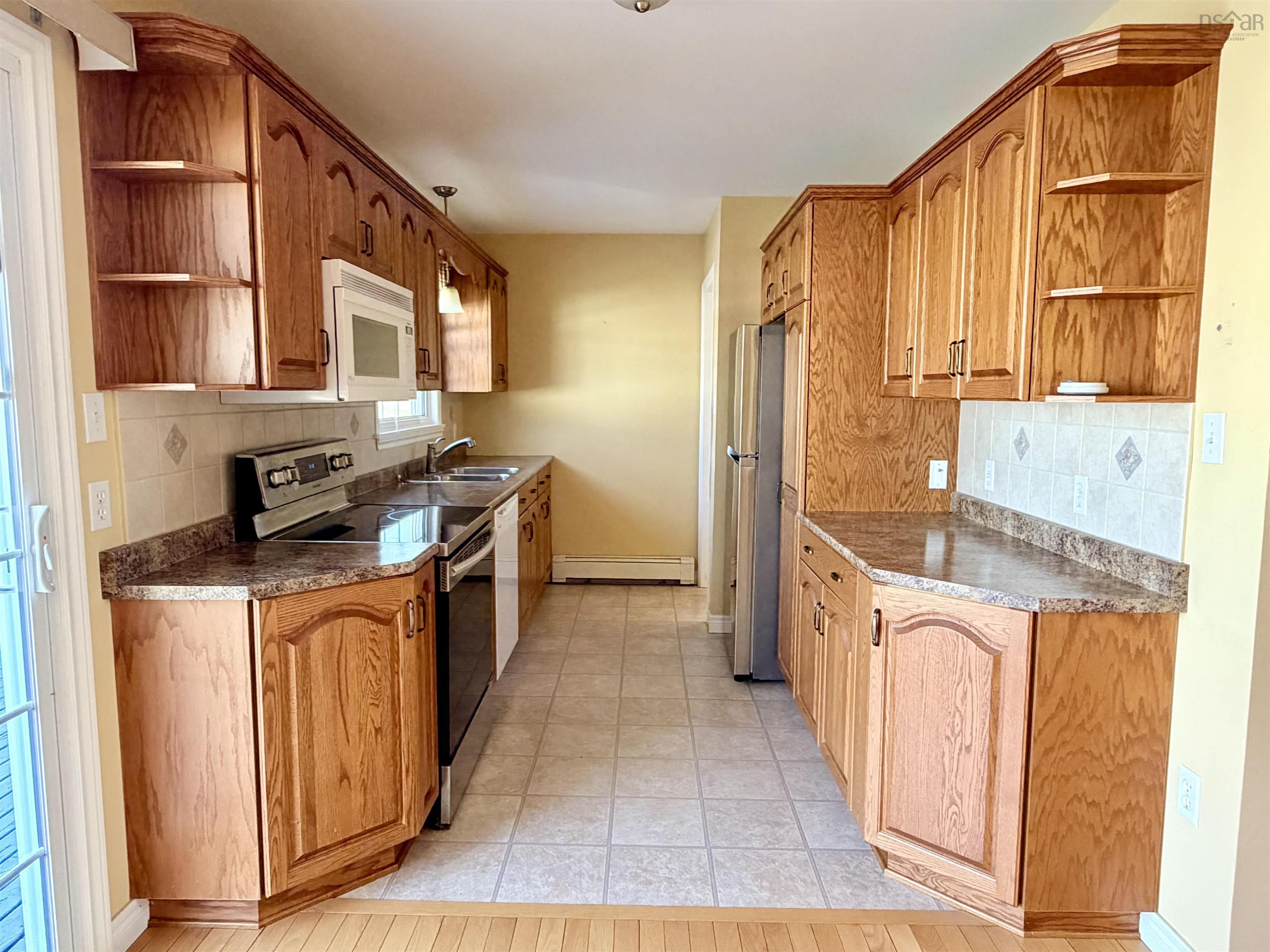$329,900.00: 1584 Hillside Boularderie Road, Hillside Boularderie