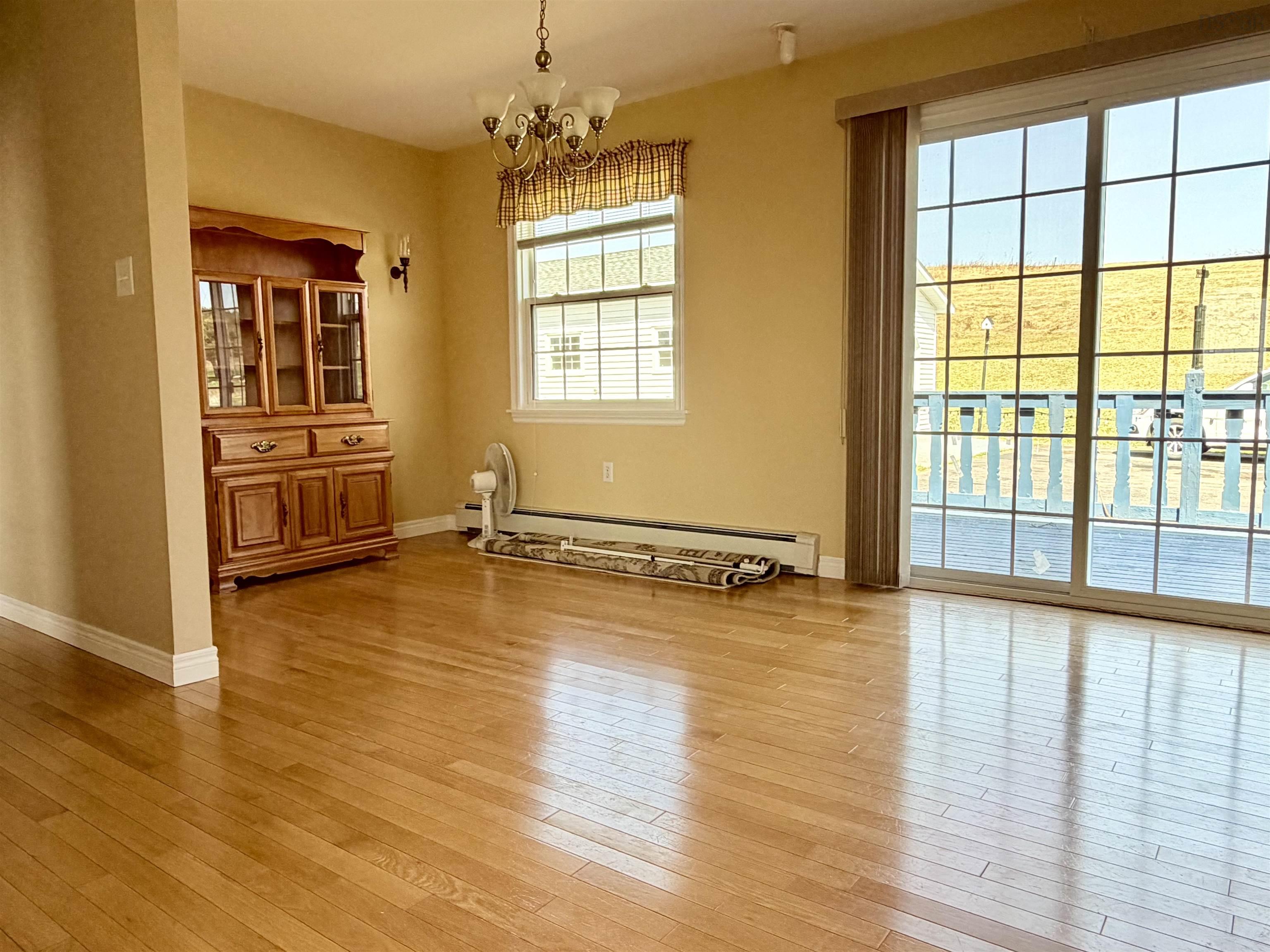 $329,900.00: 1584 Hillside Boularderie Road, Hillside Boularderie