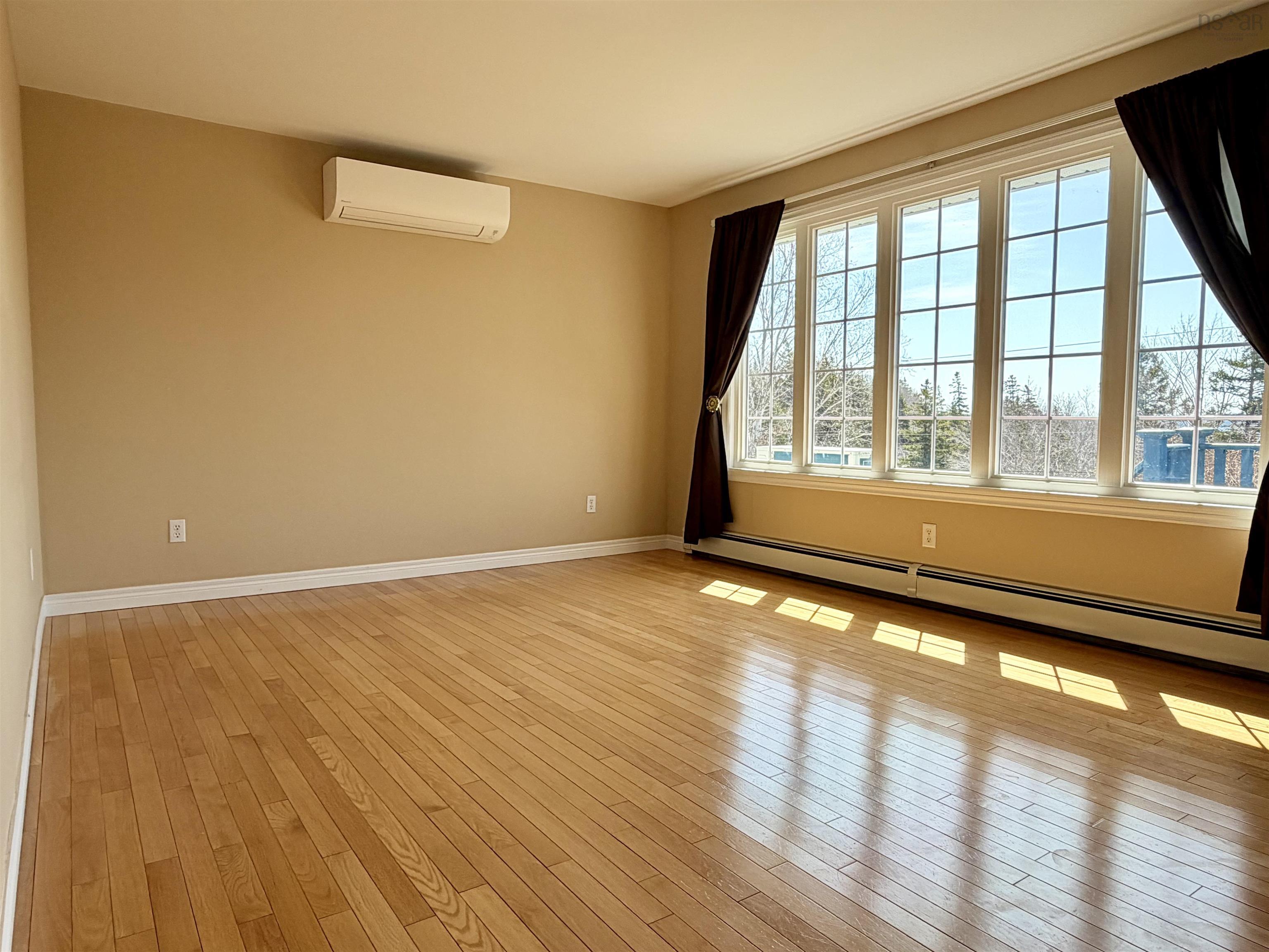 $329,900.00: 1584 Hillside Boularderie Road, Hillside Boularderie