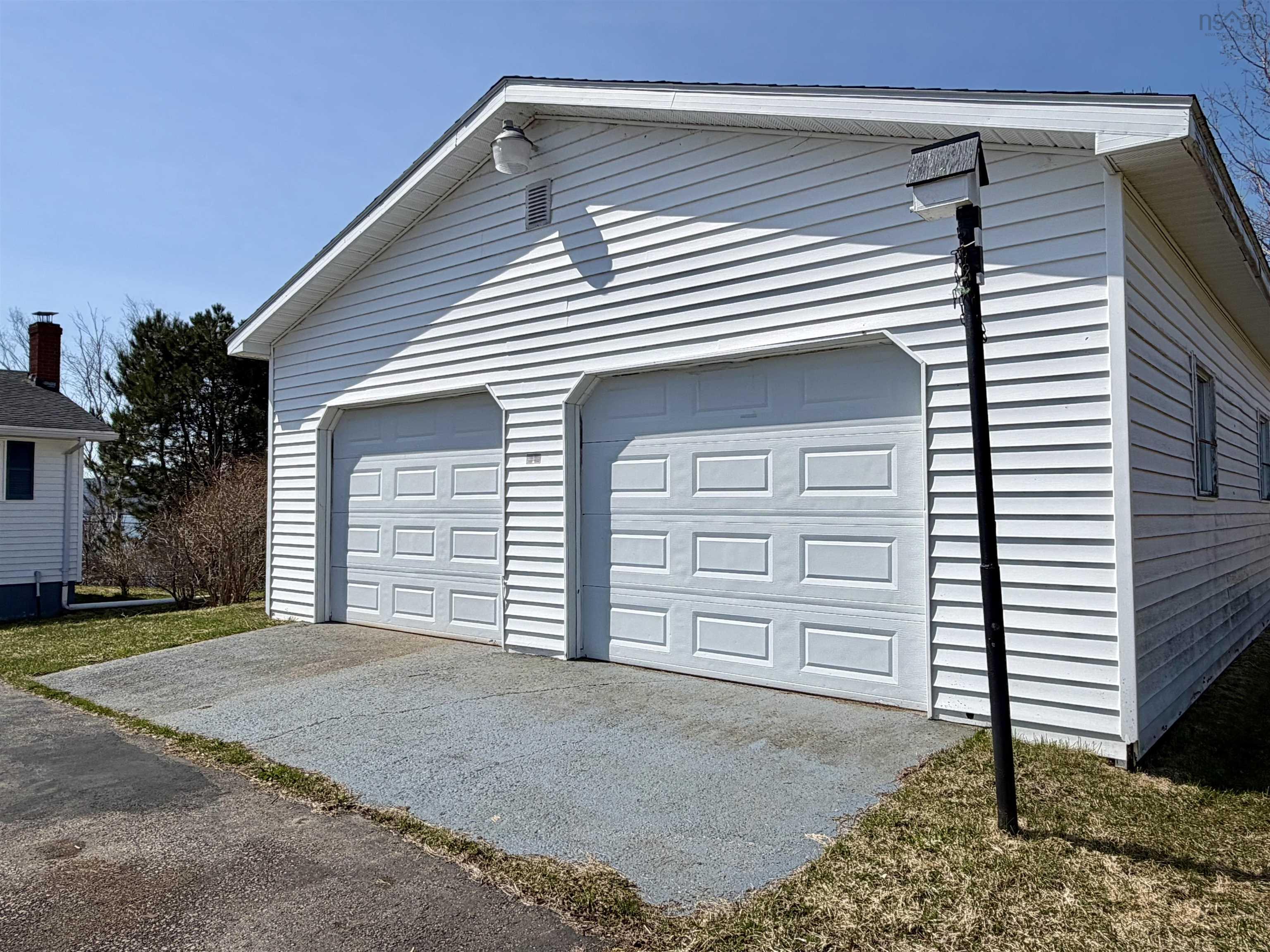 $329,900.00: 1584 Hillside Boularderie Road, Hillside Boularderie