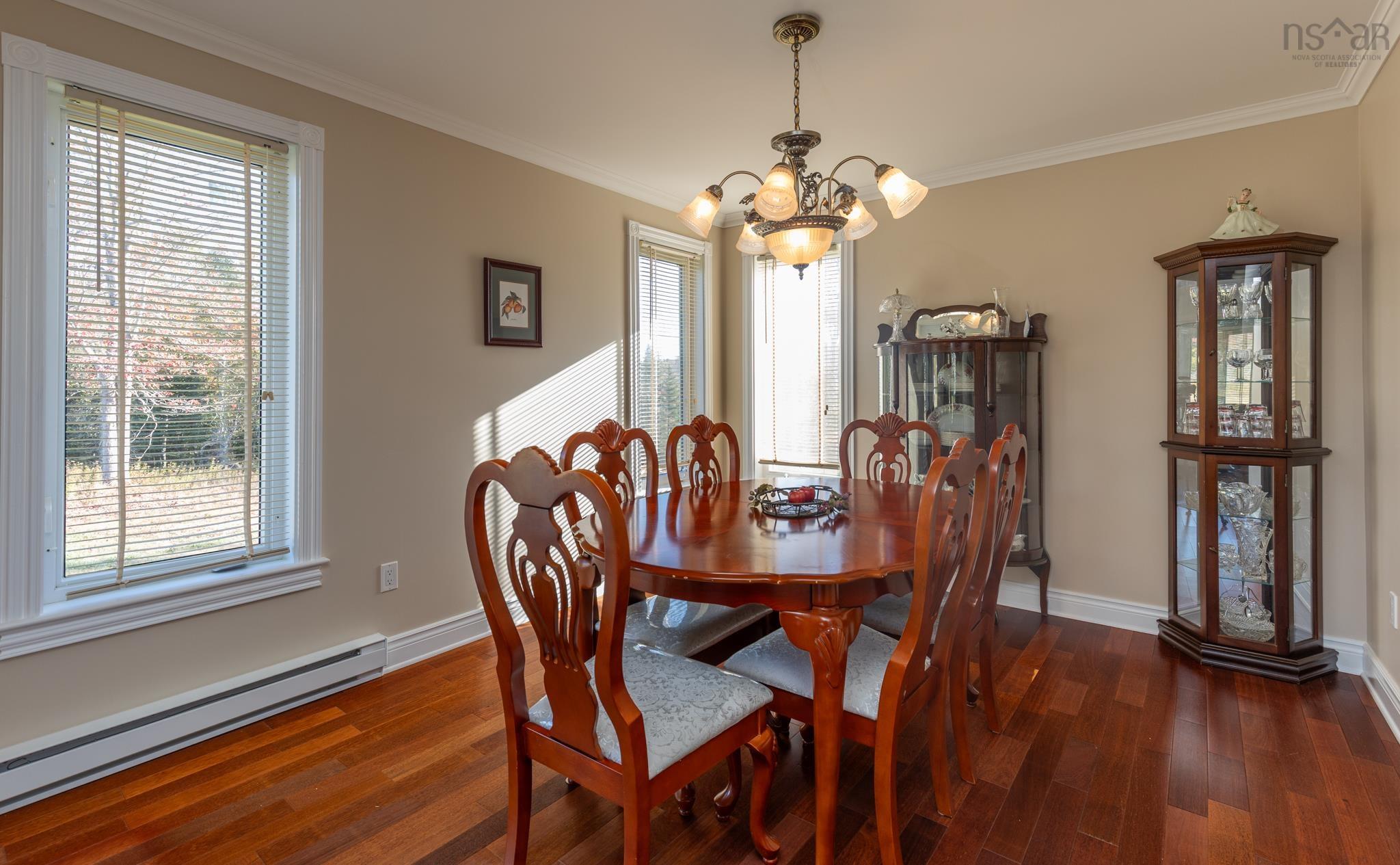 $739,000.00: 12 Homecrest Terrace, Pleasant Valley