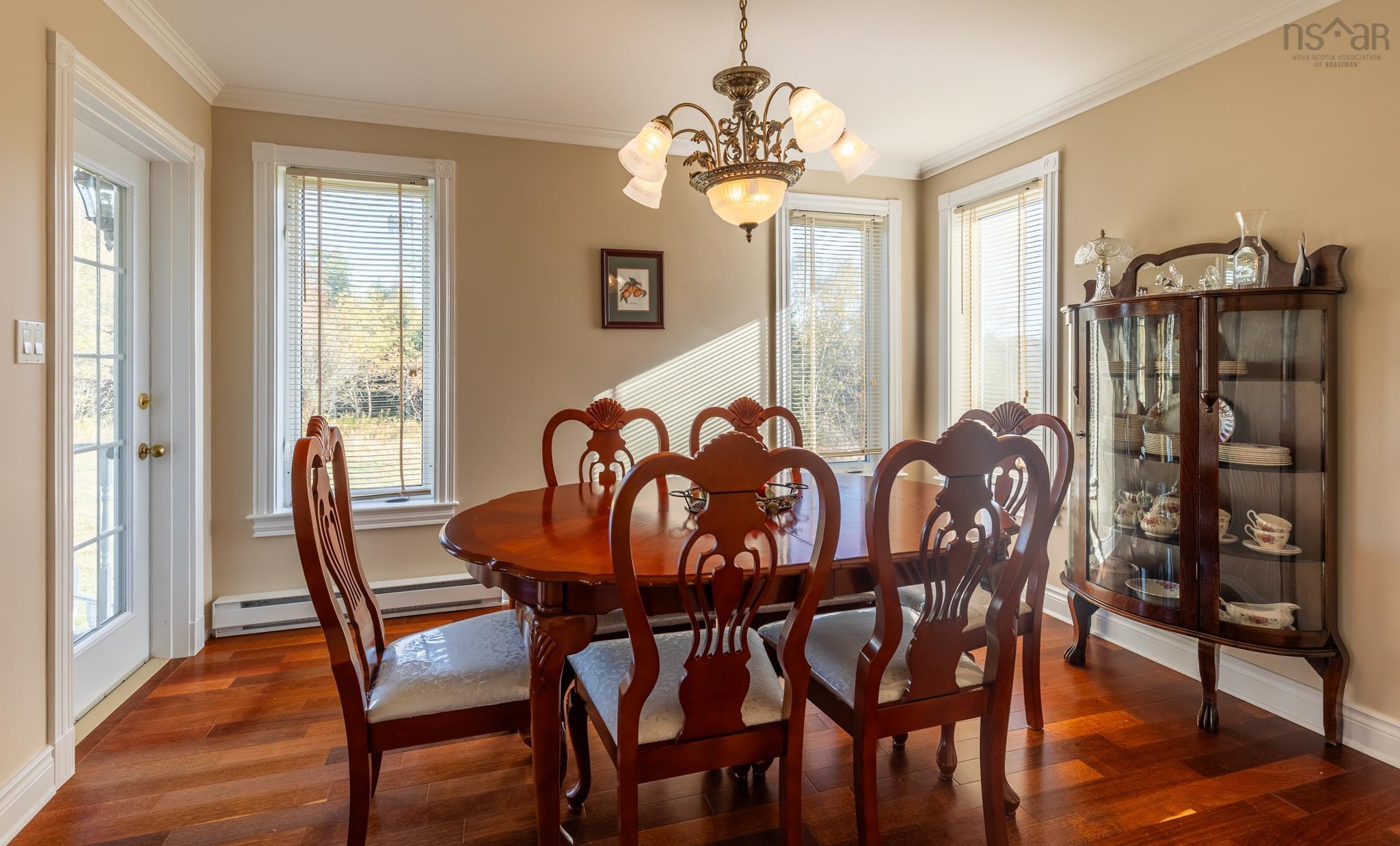 $739,000.00: 12 Homecrest Terrace, Pleasant Valley