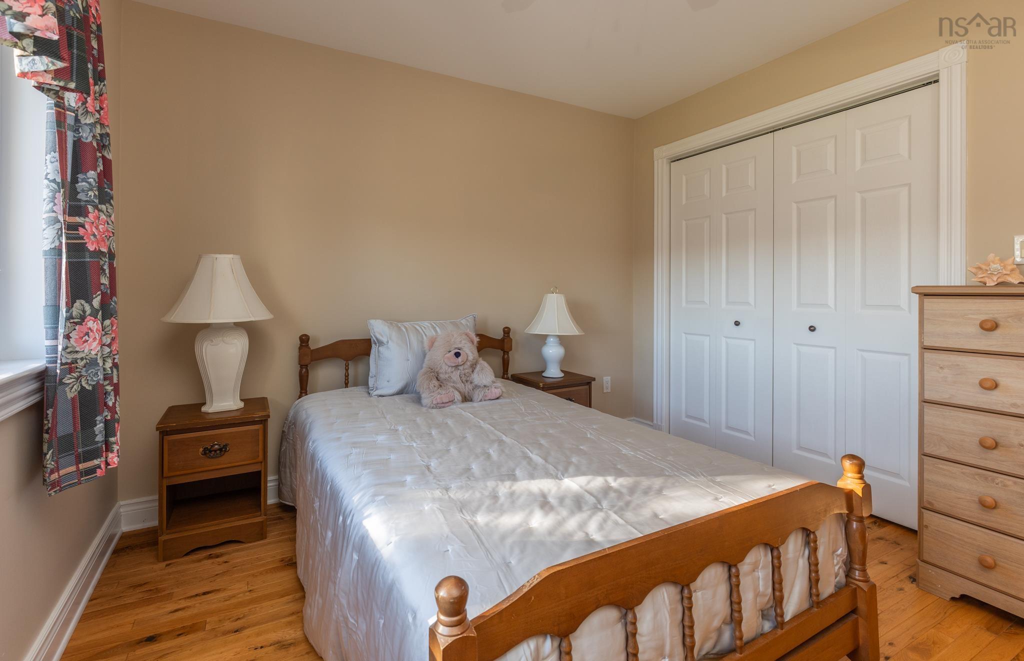 $739,000.00: 12 Homecrest Terrace, Pleasant Valley