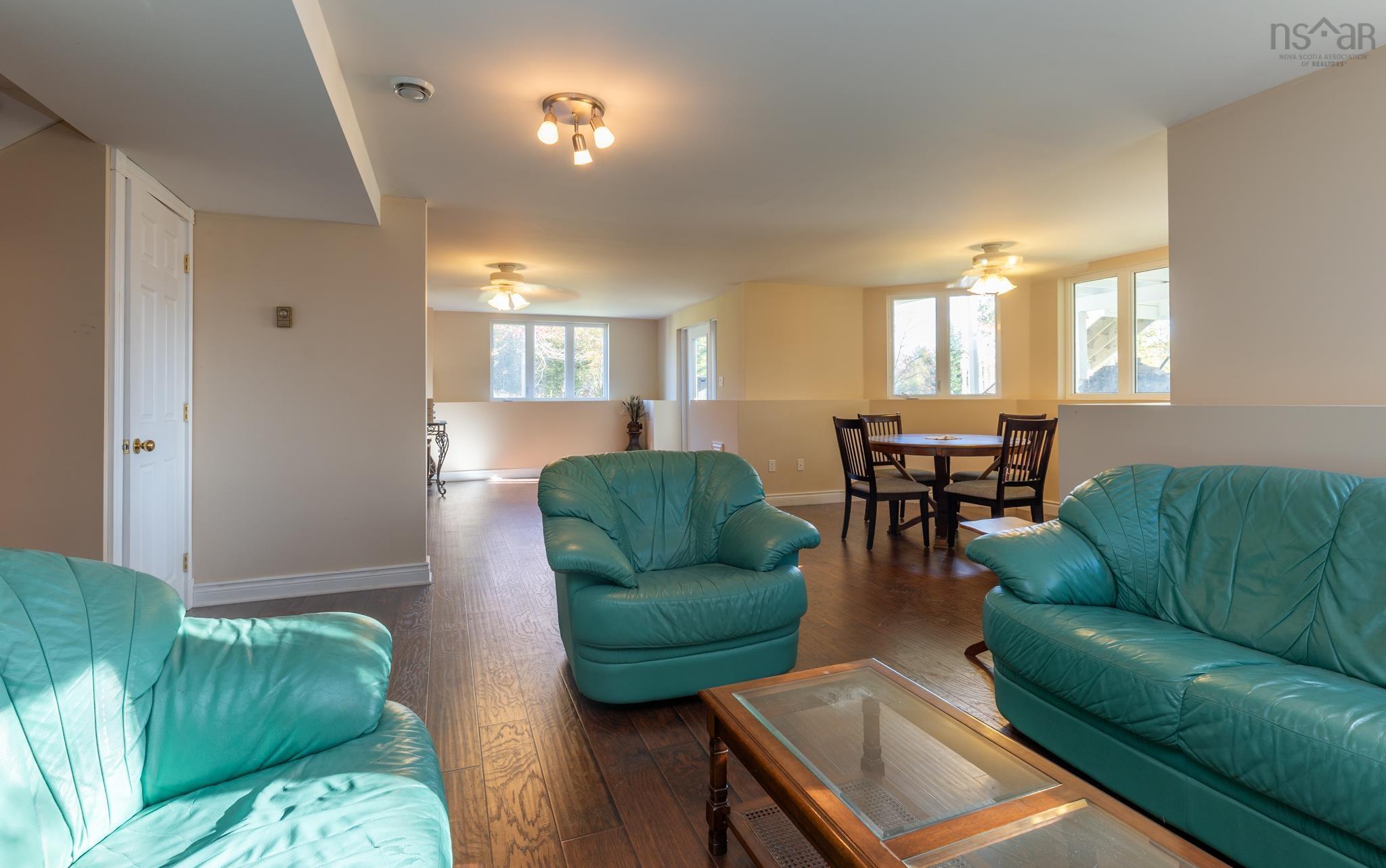 $739,000.00: 12 Homecrest Terrace, Pleasant Valley