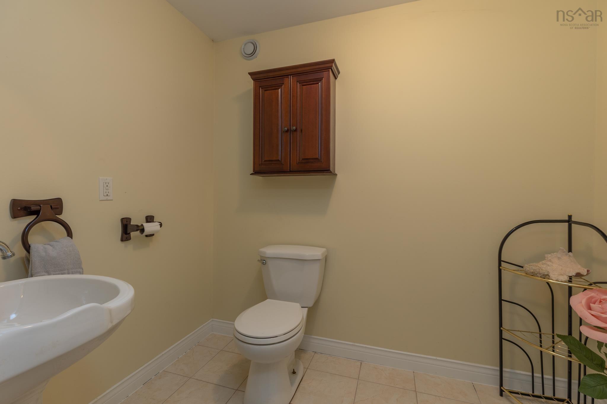 $739,000.00: 12 Homecrest Terrace, Pleasant Valley