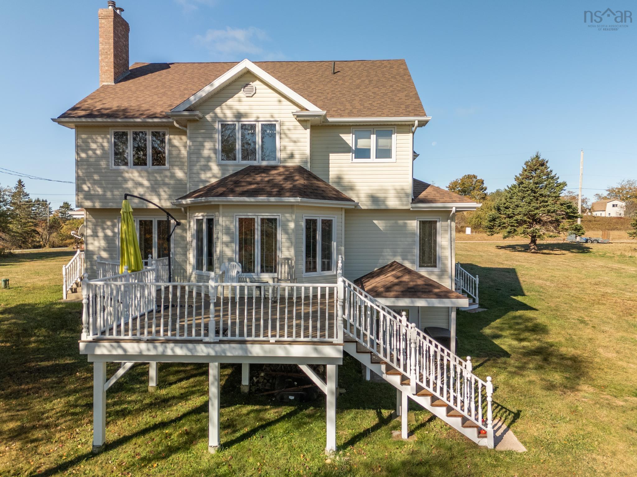 $739,000.00: 12 Homecrest Terrace, Pleasant Valley