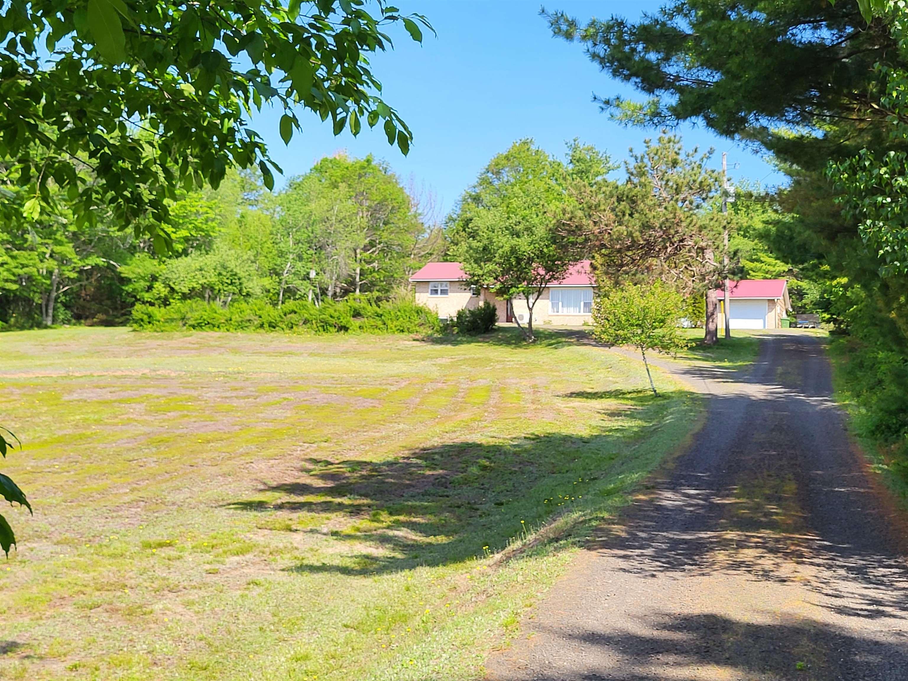 $474,900.00: 1353 Highway 1, East Kingston