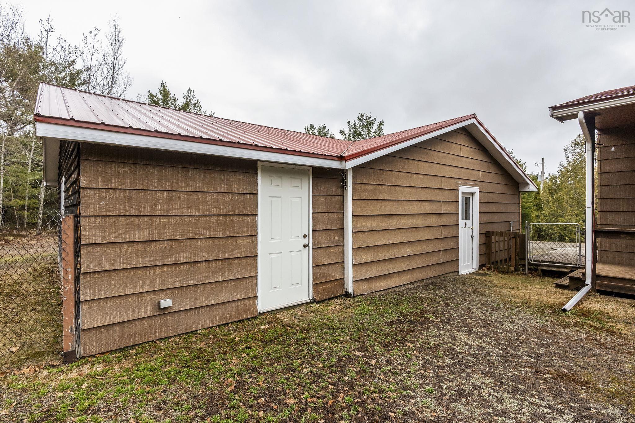 $474,900.00: 1353 Highway 1, East Kingston