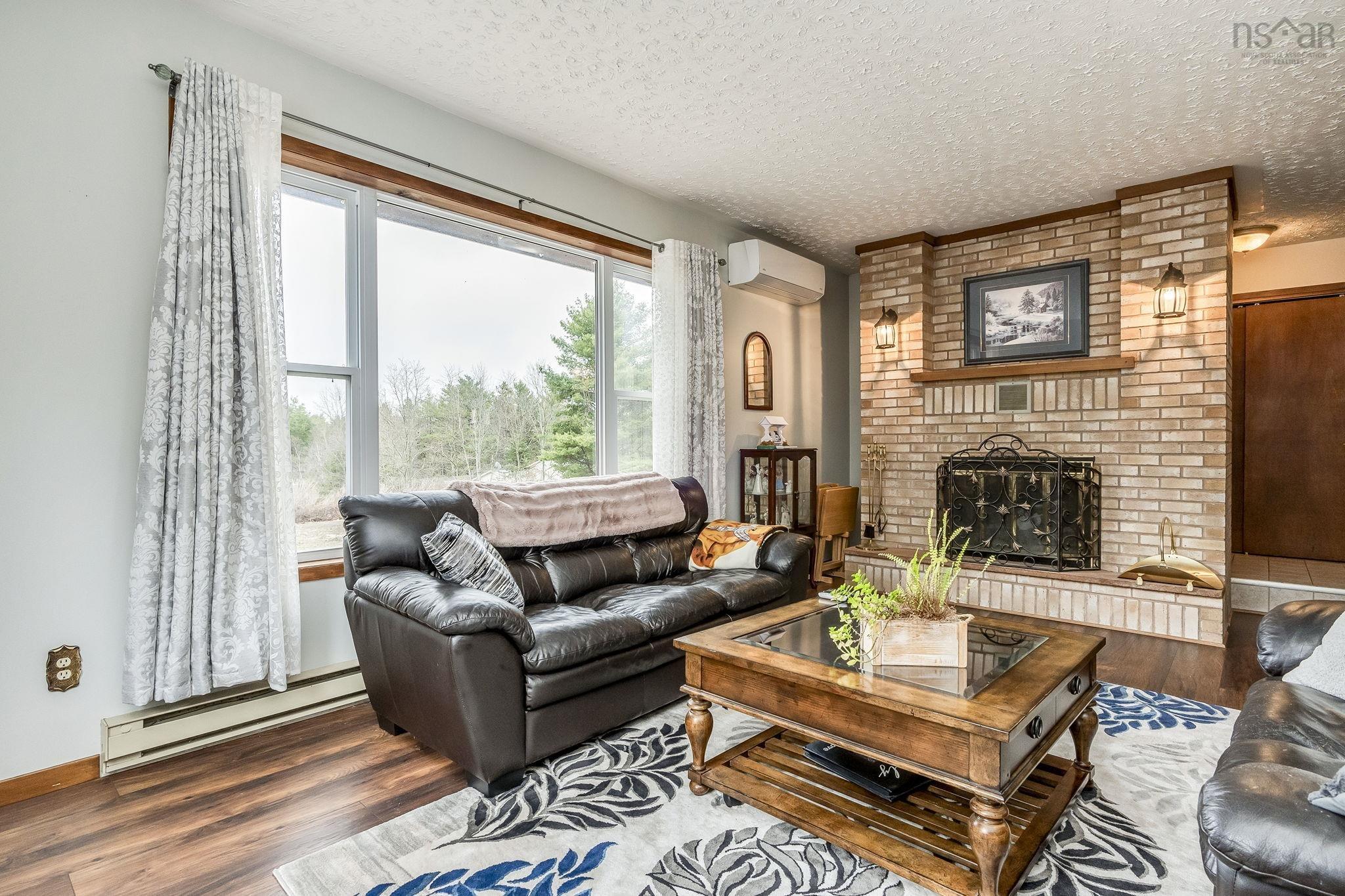 $474,900.00: 1353 Highway 1, East Kingston
