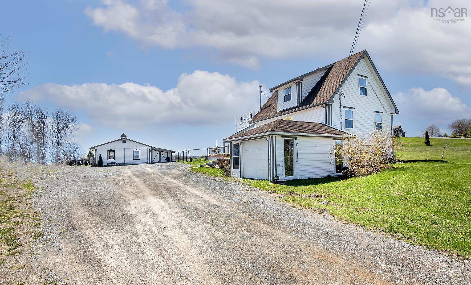$549,900.00: 1158 Avondale Road, Poplar Grove