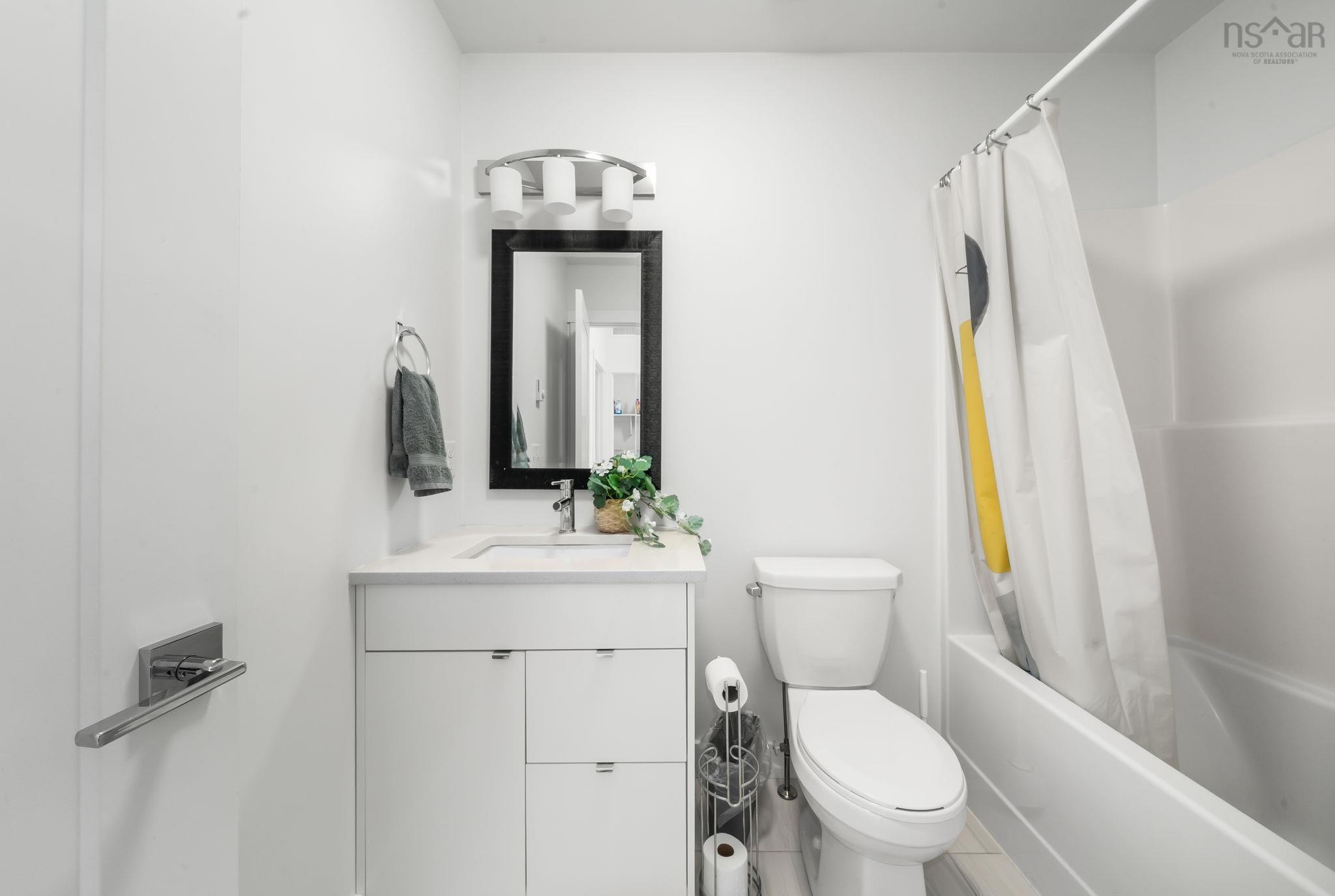 $849,900.00: 26 Serotina Lane, Bedford