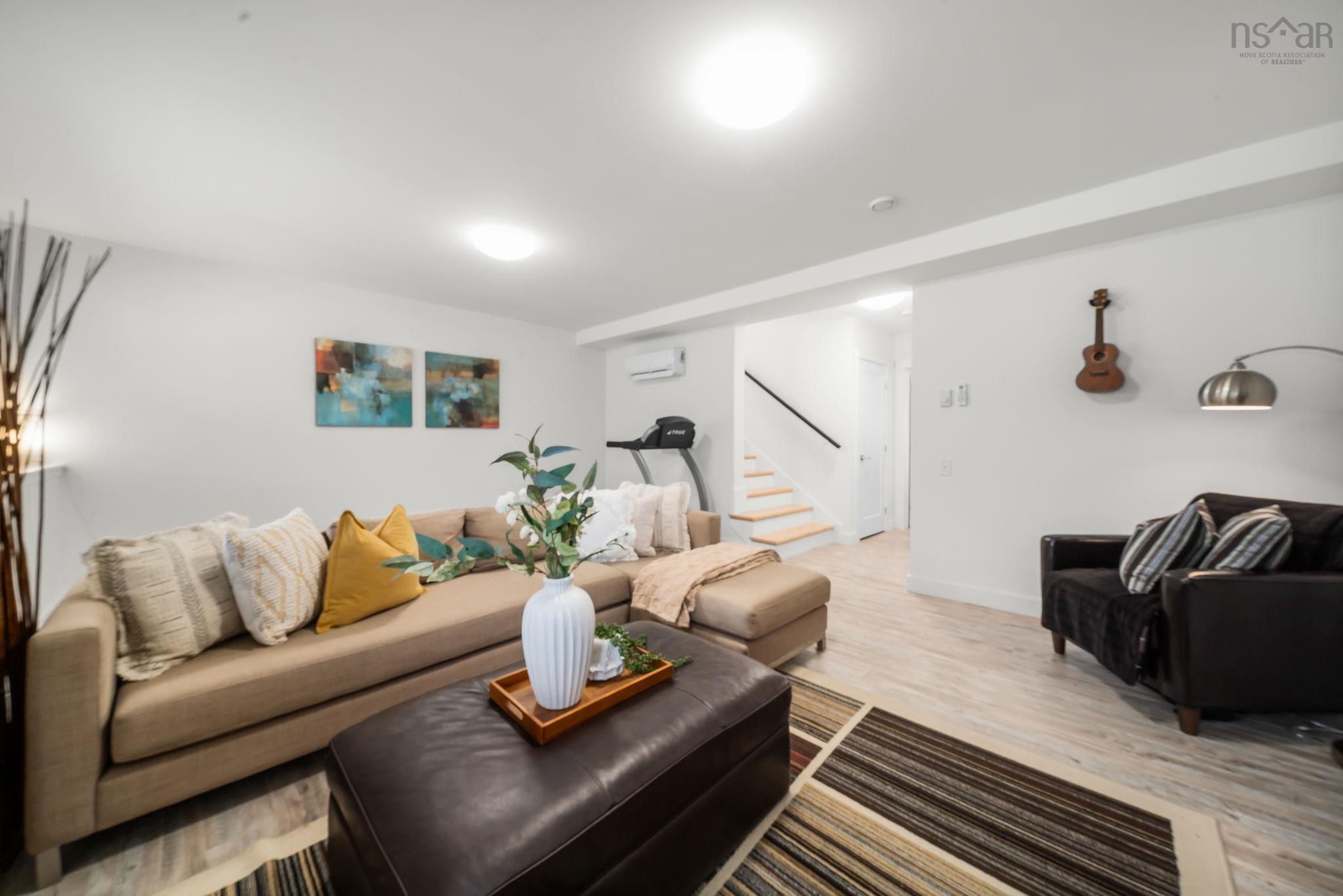 $849,900.00: 26 Serotina Lane, Bedford