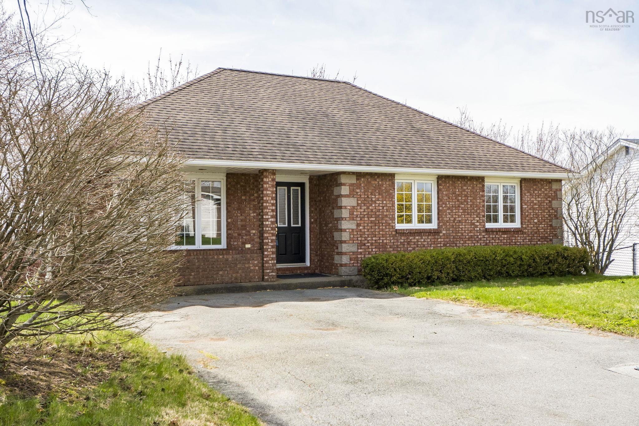 $599,900.00: 19 Columbo Drive, Dartmouth