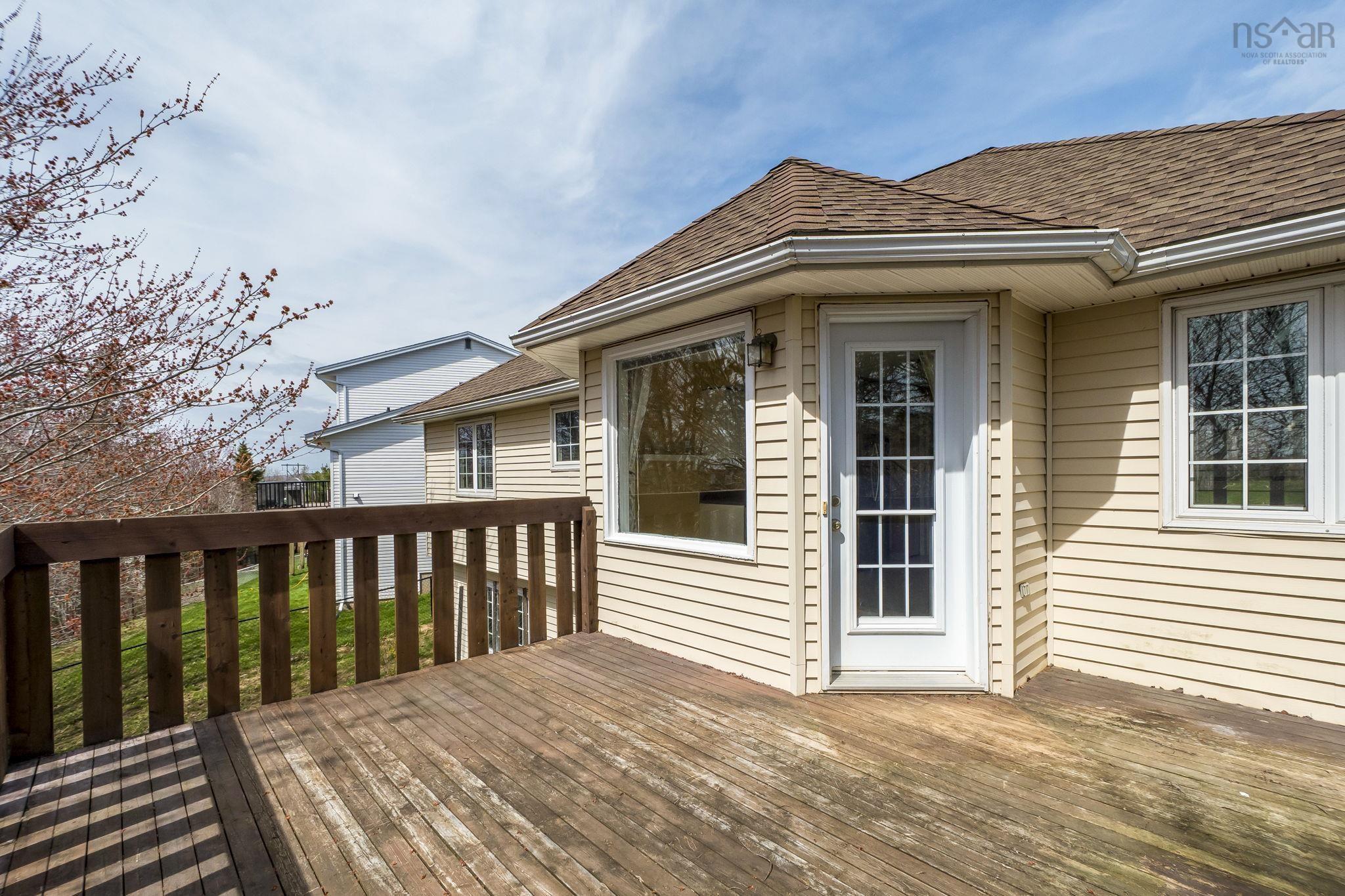 $599,900.00: 19 Columbo Drive, Dartmouth